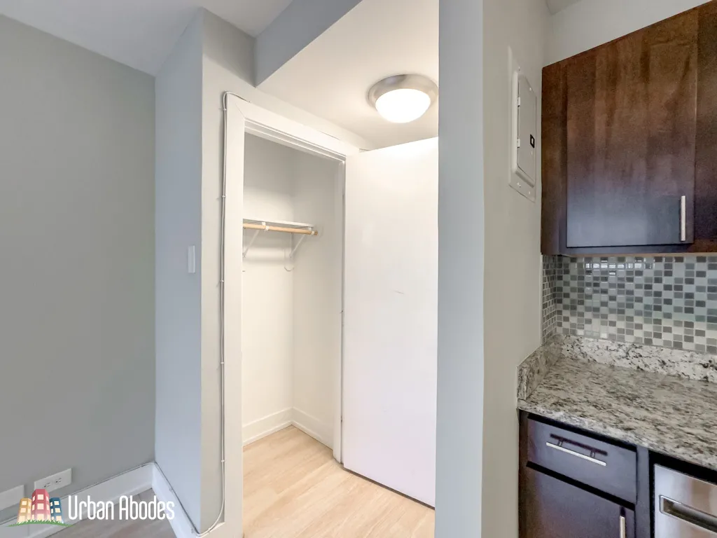 445 W Wellington, ,  60657 60657-unit#1D-Chicago-IL