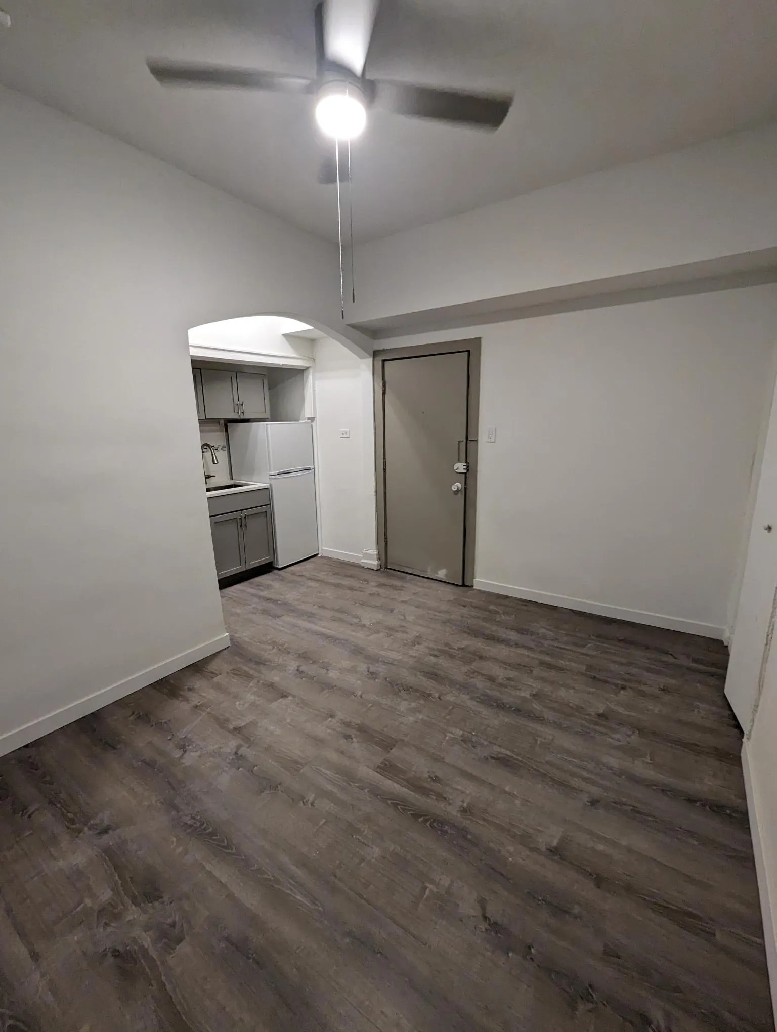 640 W Briar Pl 60657 60657-unit#G4-Chicago-IL