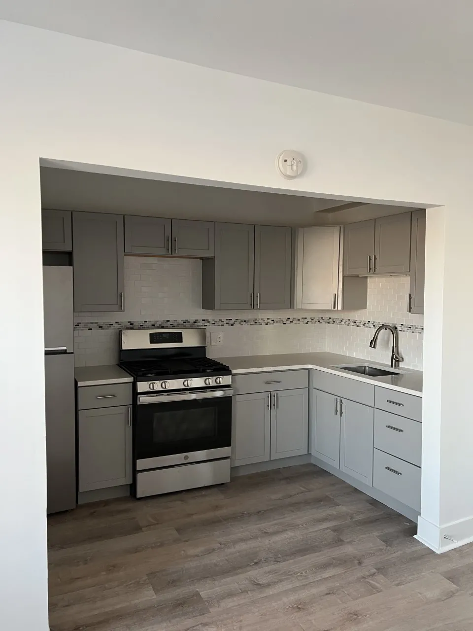 641 W Aldine Ave 60657 60657-unit#205-Chicago-IL