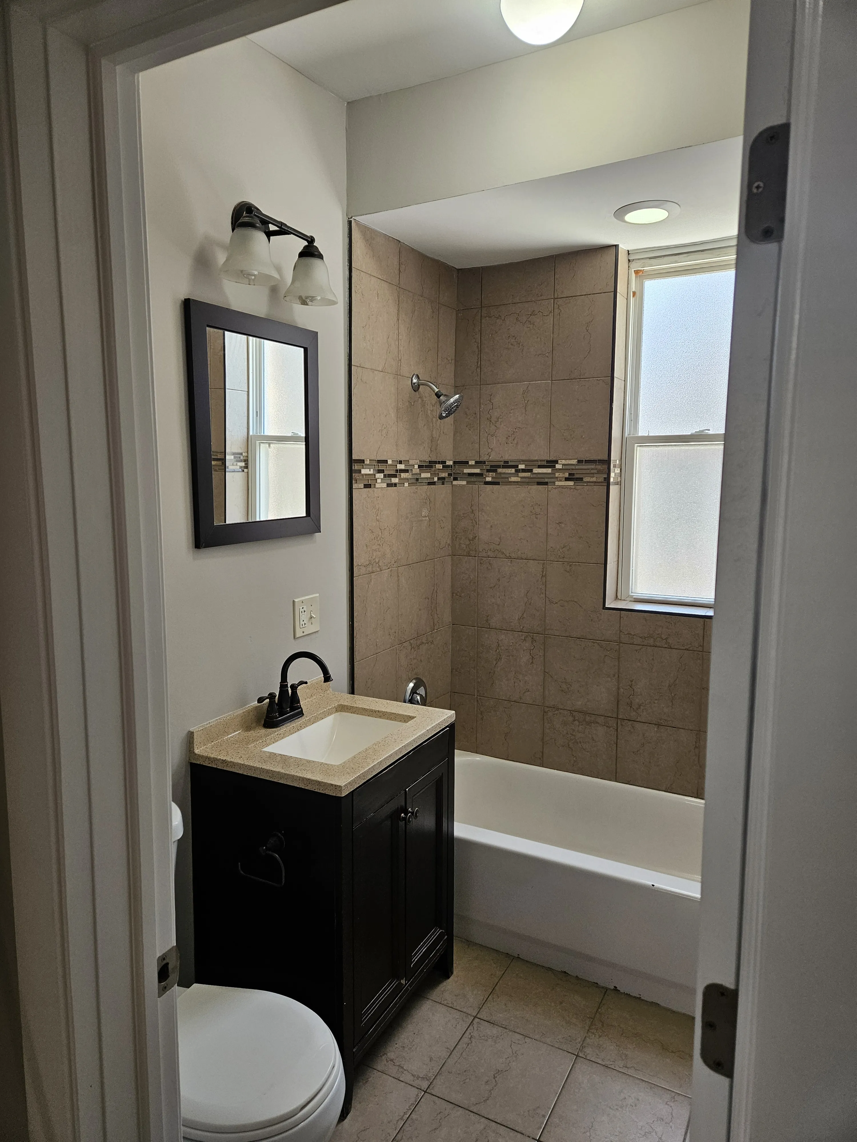 2635 W THOMAS ST 60622-2635-37 W THOMAS-unit#2-W-Chicago-IL