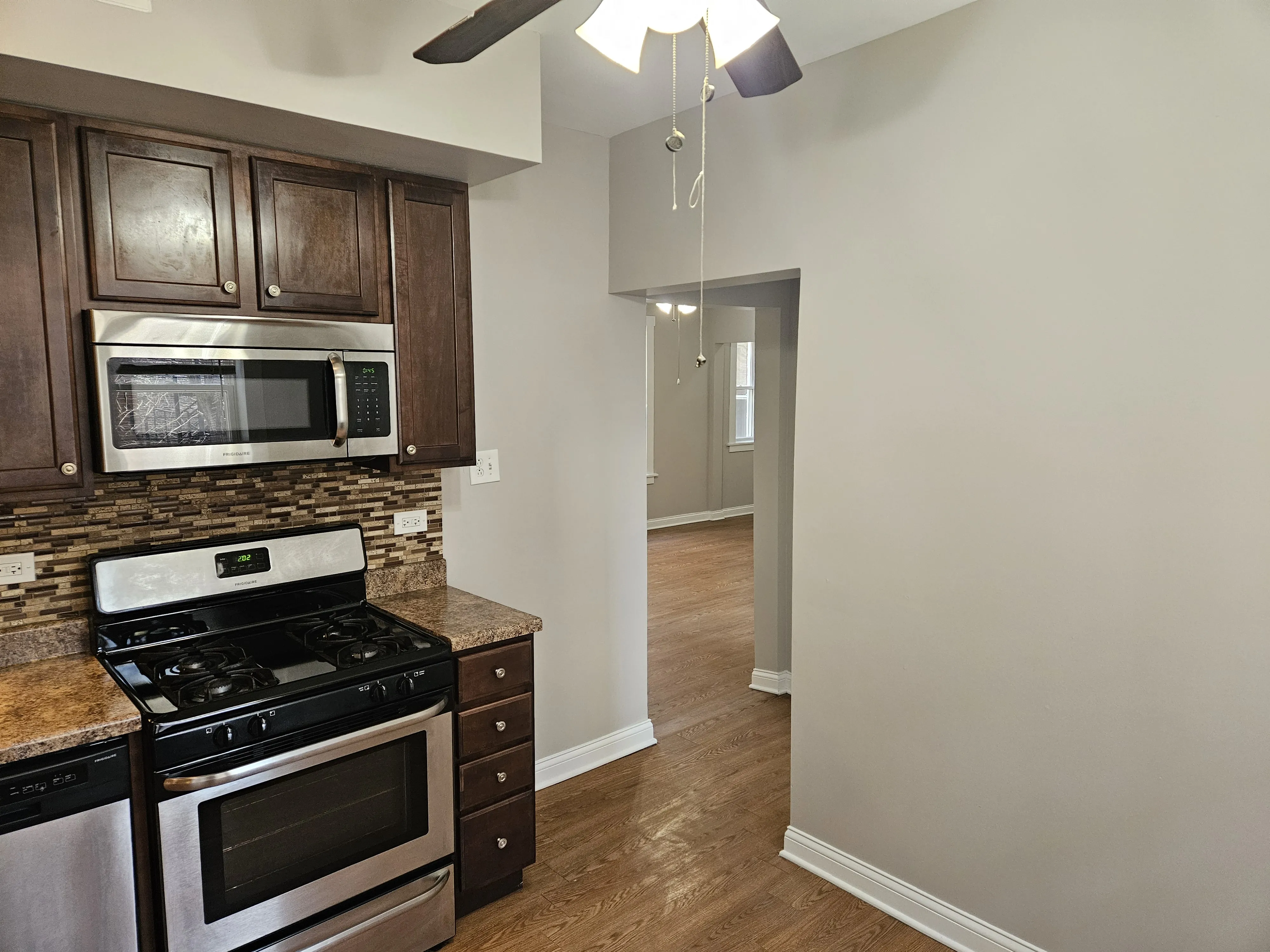 2635 W THOMAS ST 60622-2635-37 W THOMAS-unit#2-W-Chicago-IL
