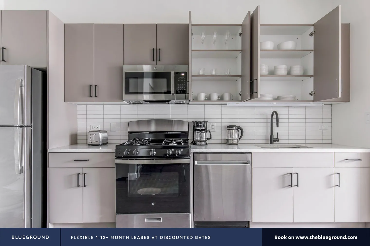 751 N Hudson Ave   60654 60654-Hugo II-unit#ID1038-Chicago-IL