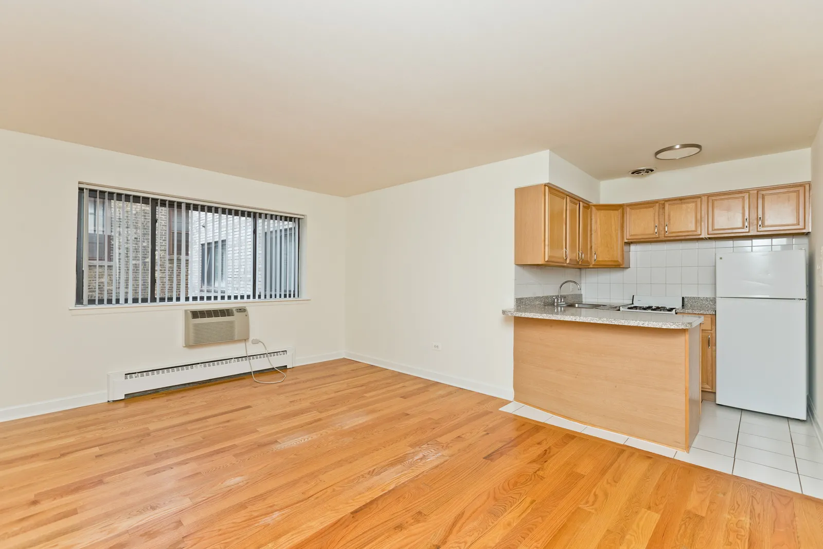 5423 N. Winthrop Ave 60640-Winthrop Station Apartments-unit#411-Chicago-IL