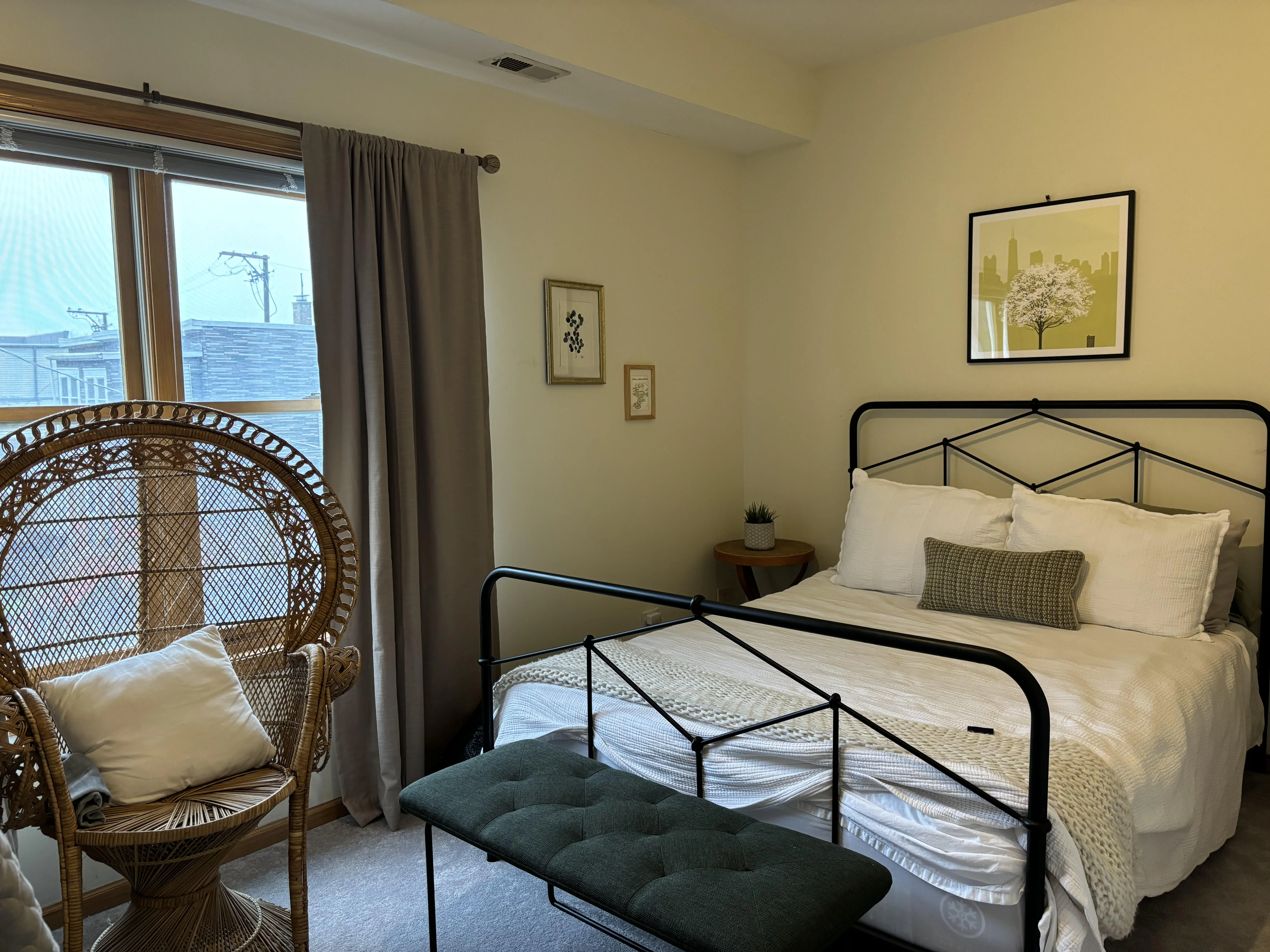 2136 W Montrose Ave 60618 60618-unit#2-Chicago-IL
