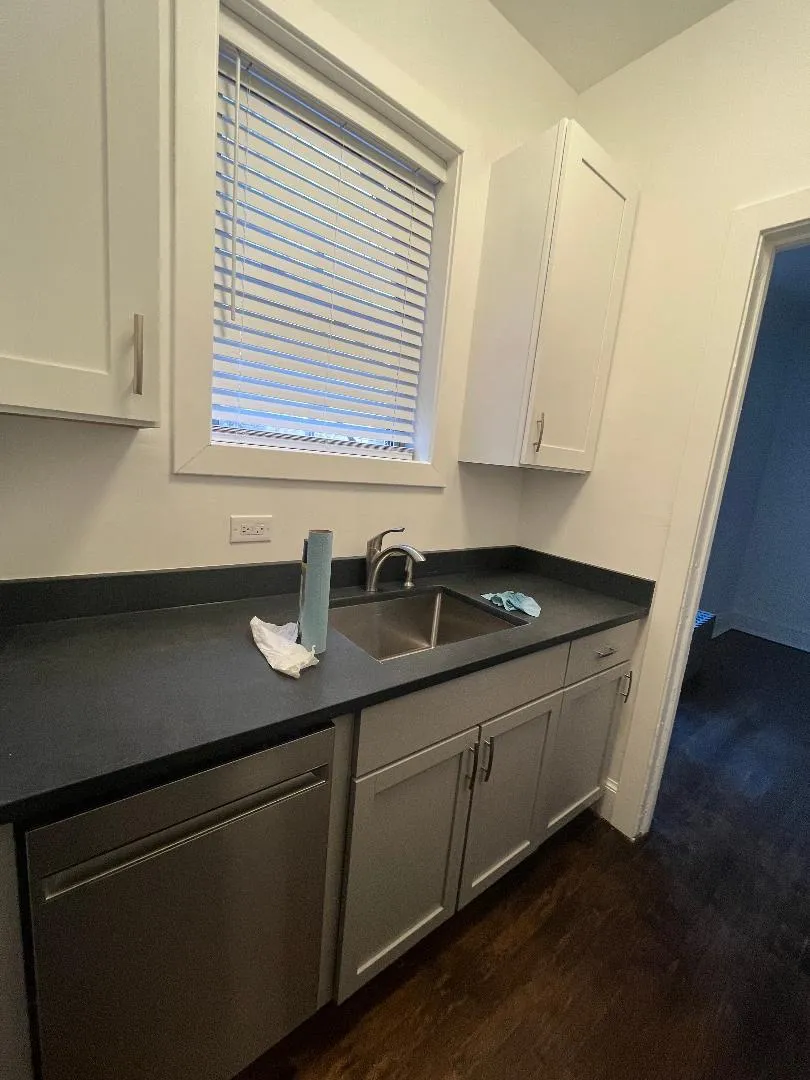 3030 N Sheridan Rd   60657 60657-unit#306-Chicago-IL