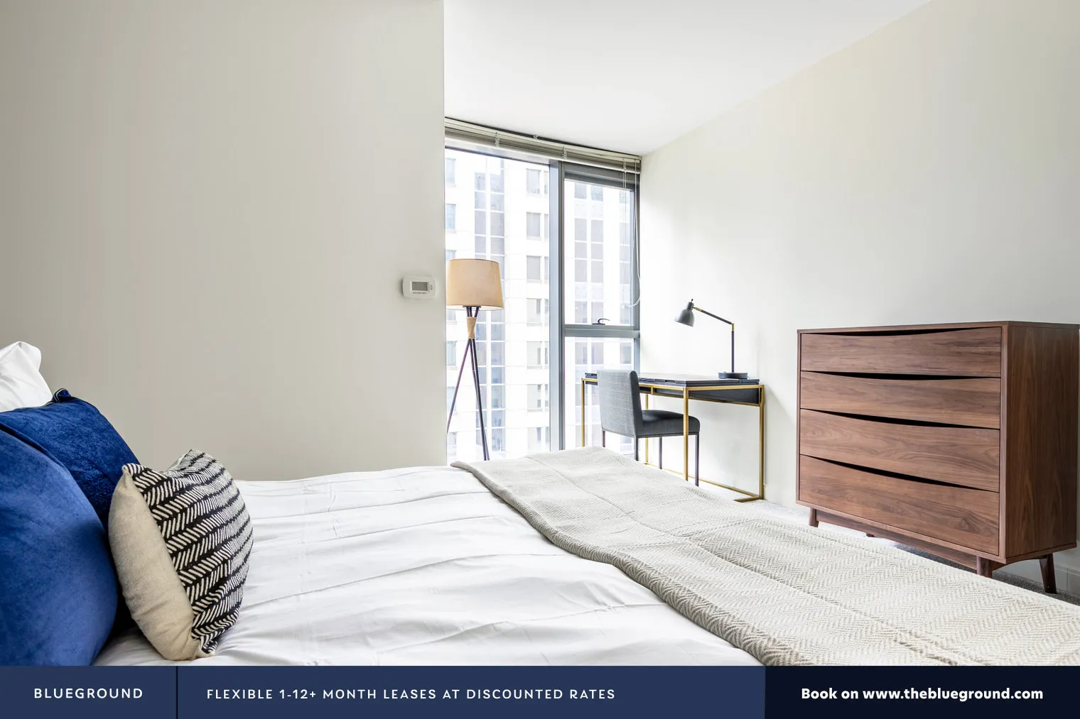 210 N Wells St 60606 60606-Lake & Wells Apartments-unit#ID261-Chicago-IL