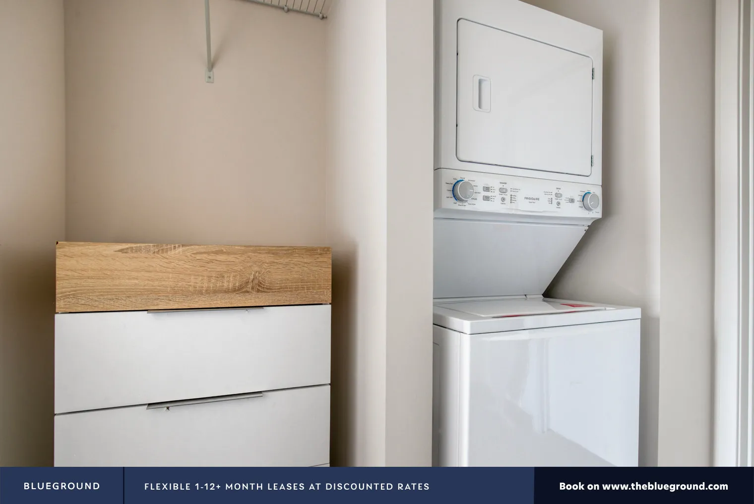 150 N Ashland Ave   60607 60607-The Thompson-unit#ID1061-Chicago-IL