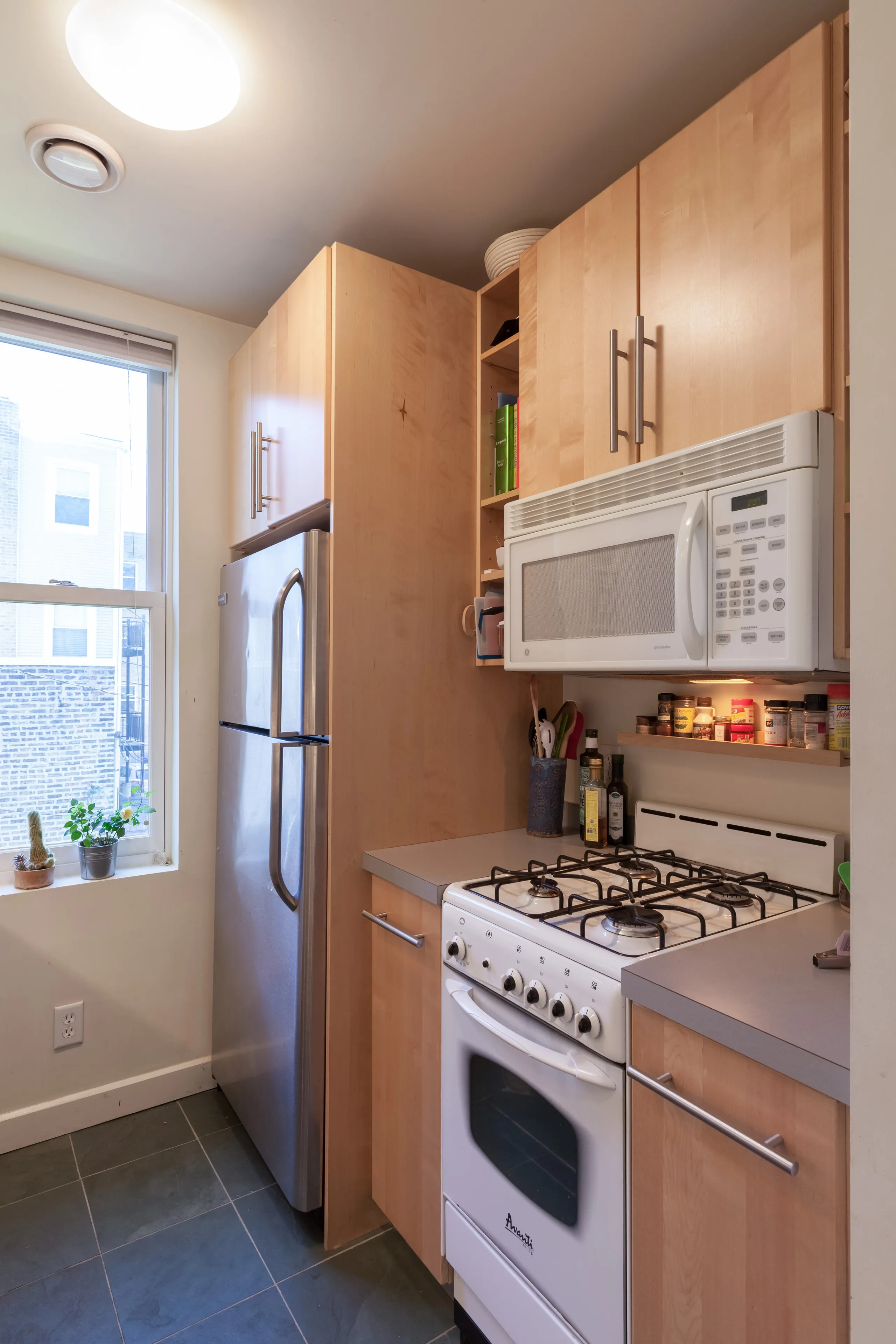 1511 N Wicker Park Ave   60622 60622-unit#2R-Chicago-IL