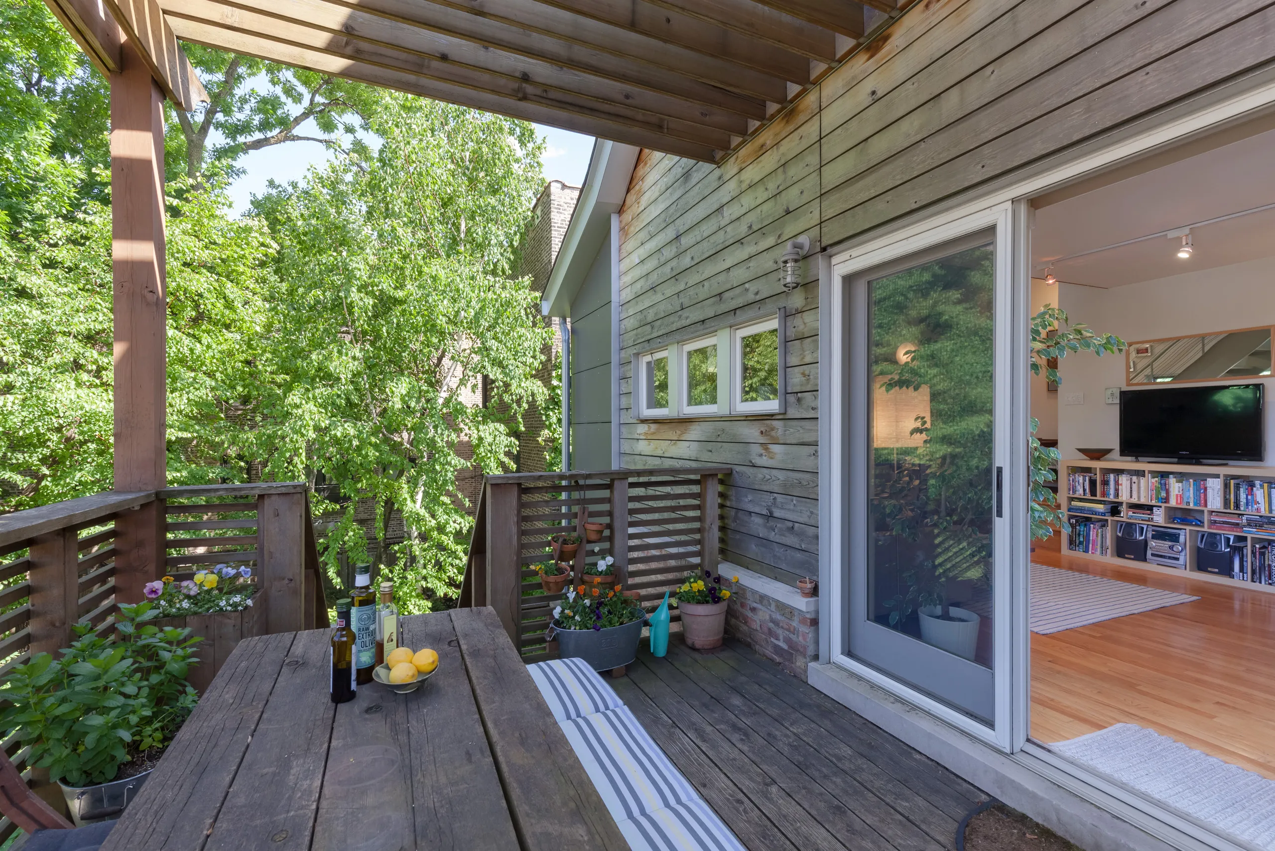 1511 N Wicker Park Ave   60622 60622-unit#2R-Chicago-IL