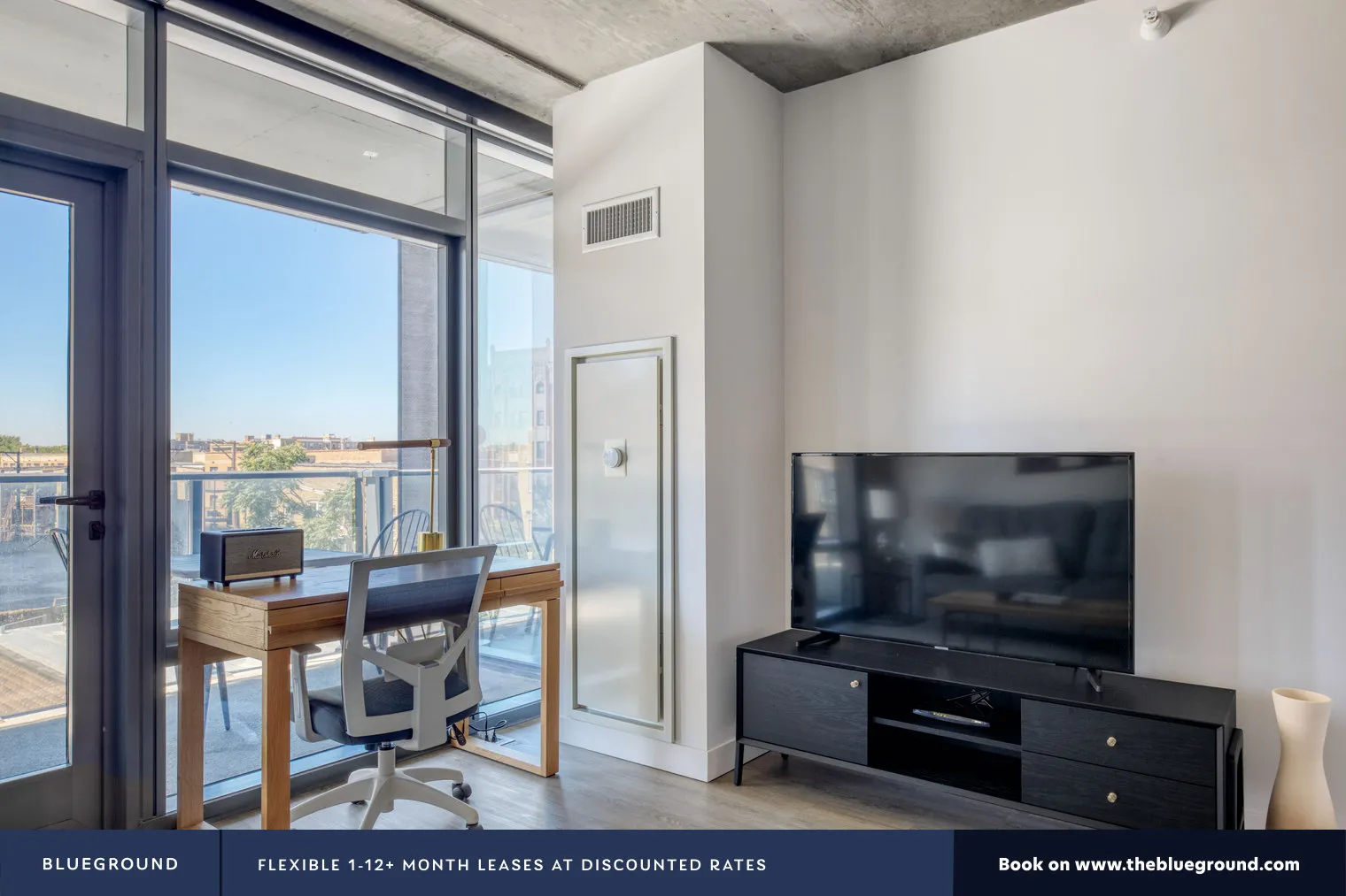 450 W Belmont Ave   60657 60657- Four50-unit#ID983-Chicago-IL