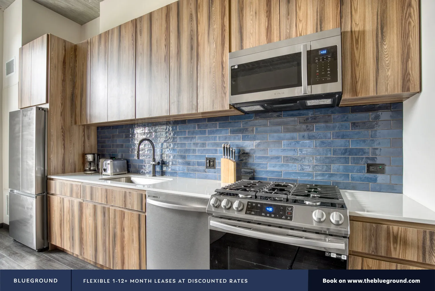 150 N Ashland Ave 60607 60607-The Thompson-unit#ID1059-Chicago-IL