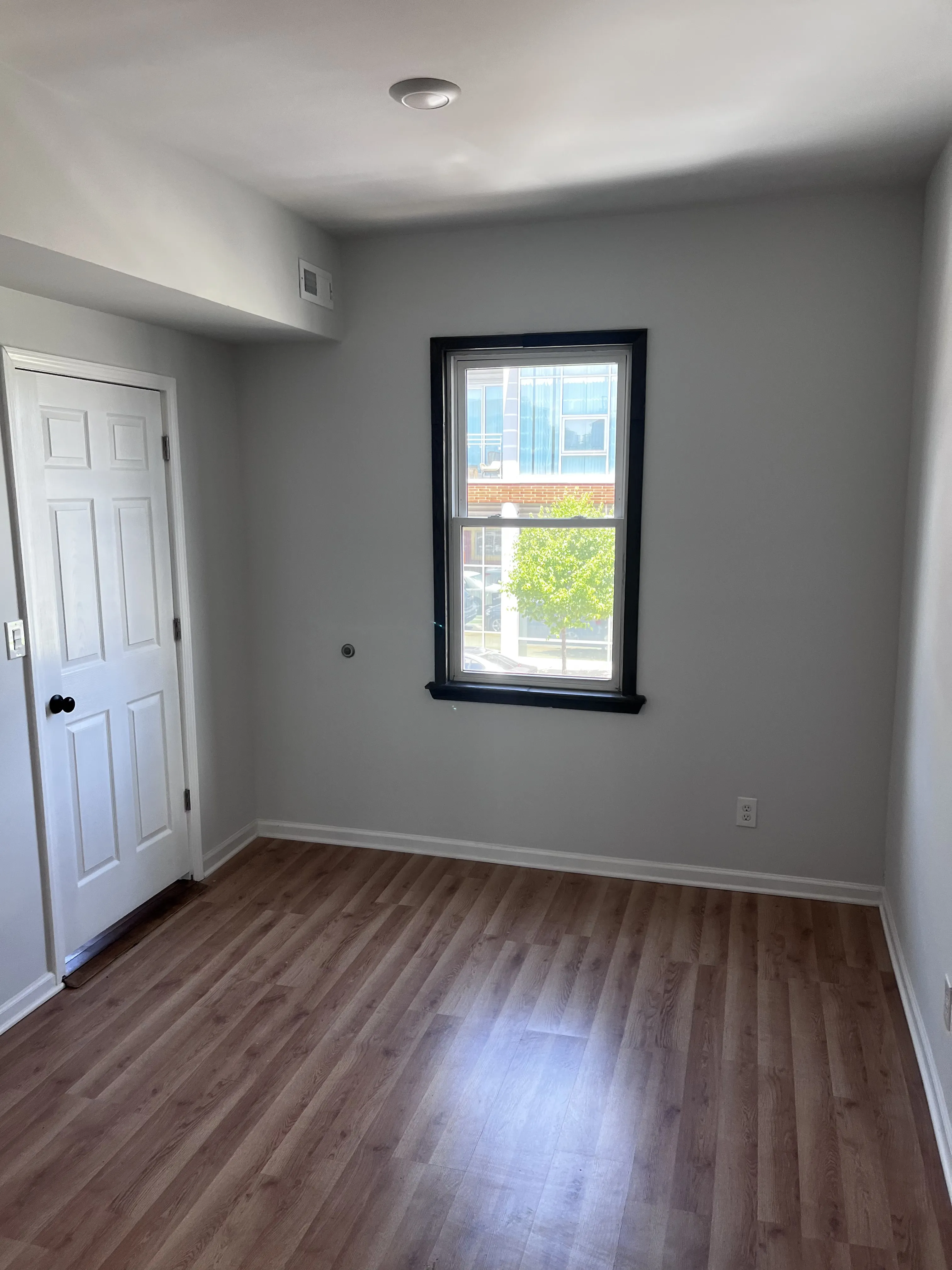 676 N Michigan Ave 60611 60611-Chicago-IL