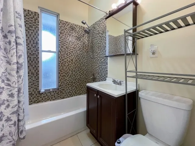 2736 N WTON AVE 60614-unit#02-Chicago-IL