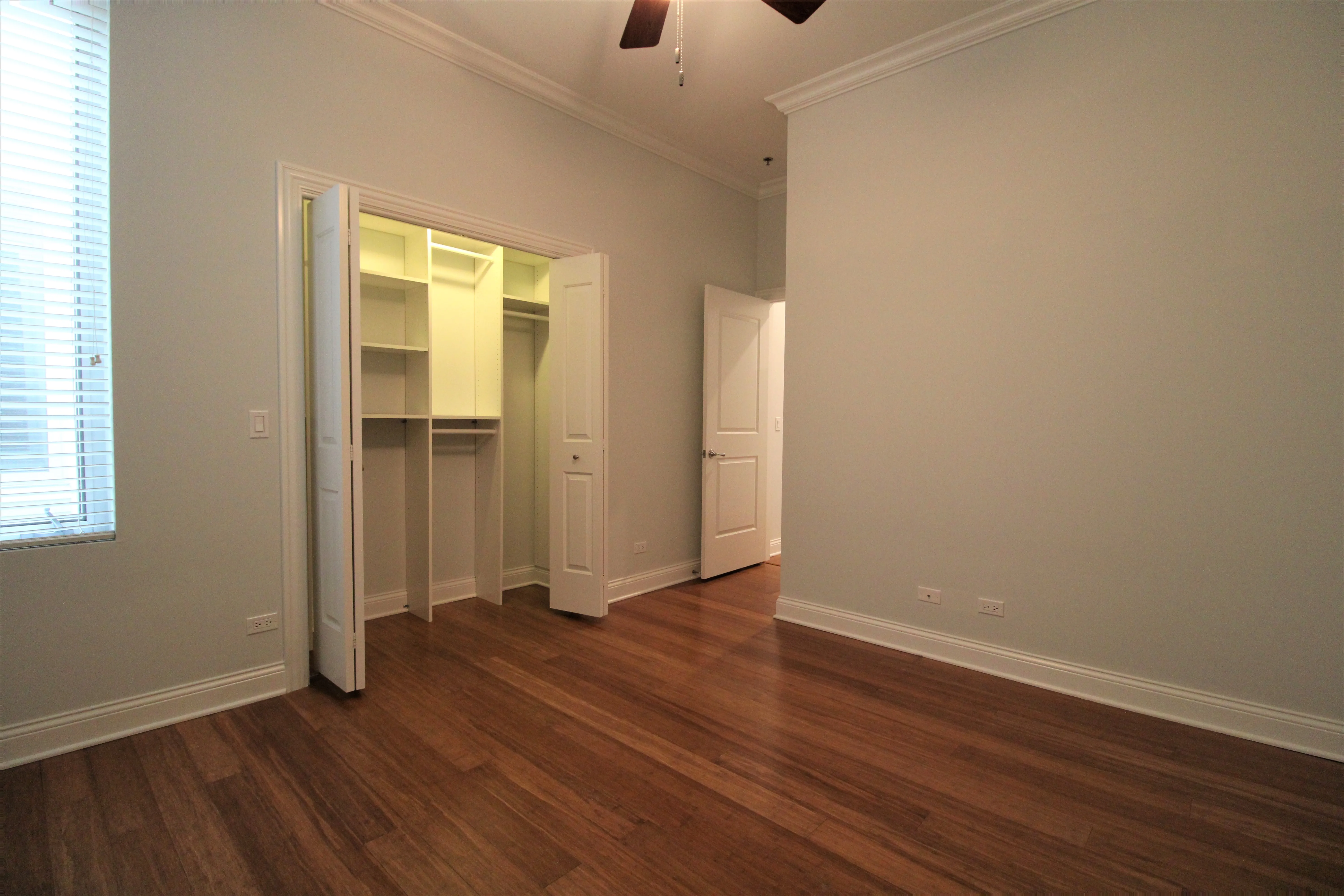 luxury kitchen at Warren Ashland Place Apartments in the West Loop Chicago