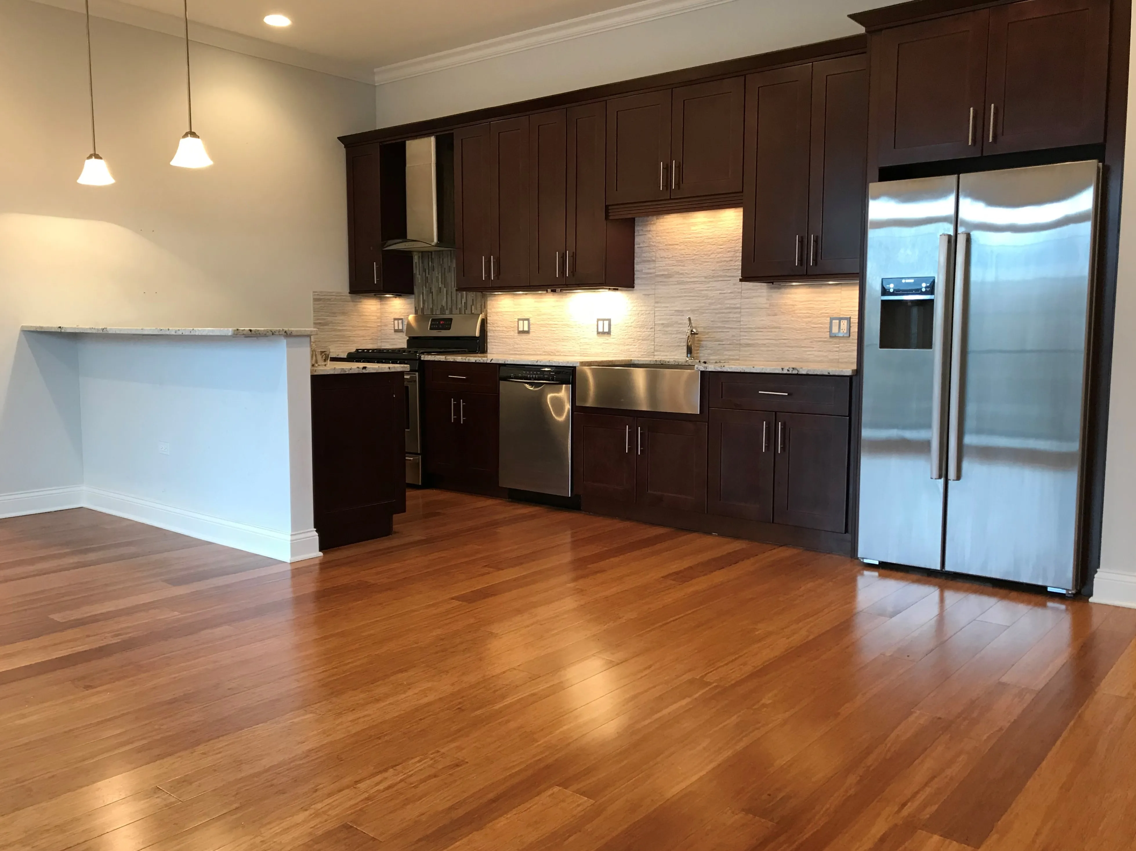 luxury kitchen at Warren Ashland Place Apartments in the West Loop Chicago