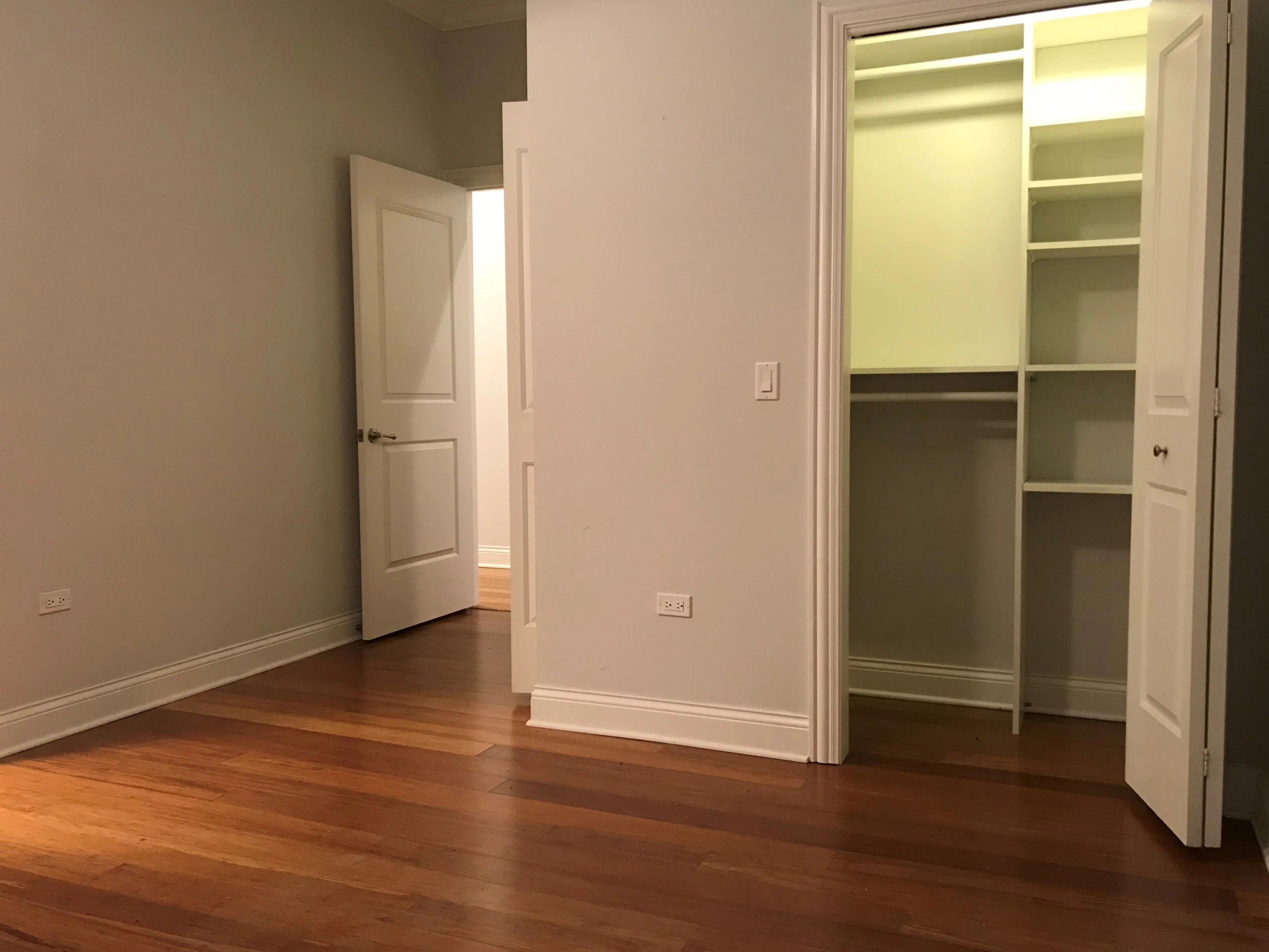luxury kitchen at Warren Ashland Place Apartments in the West Loop Chicago