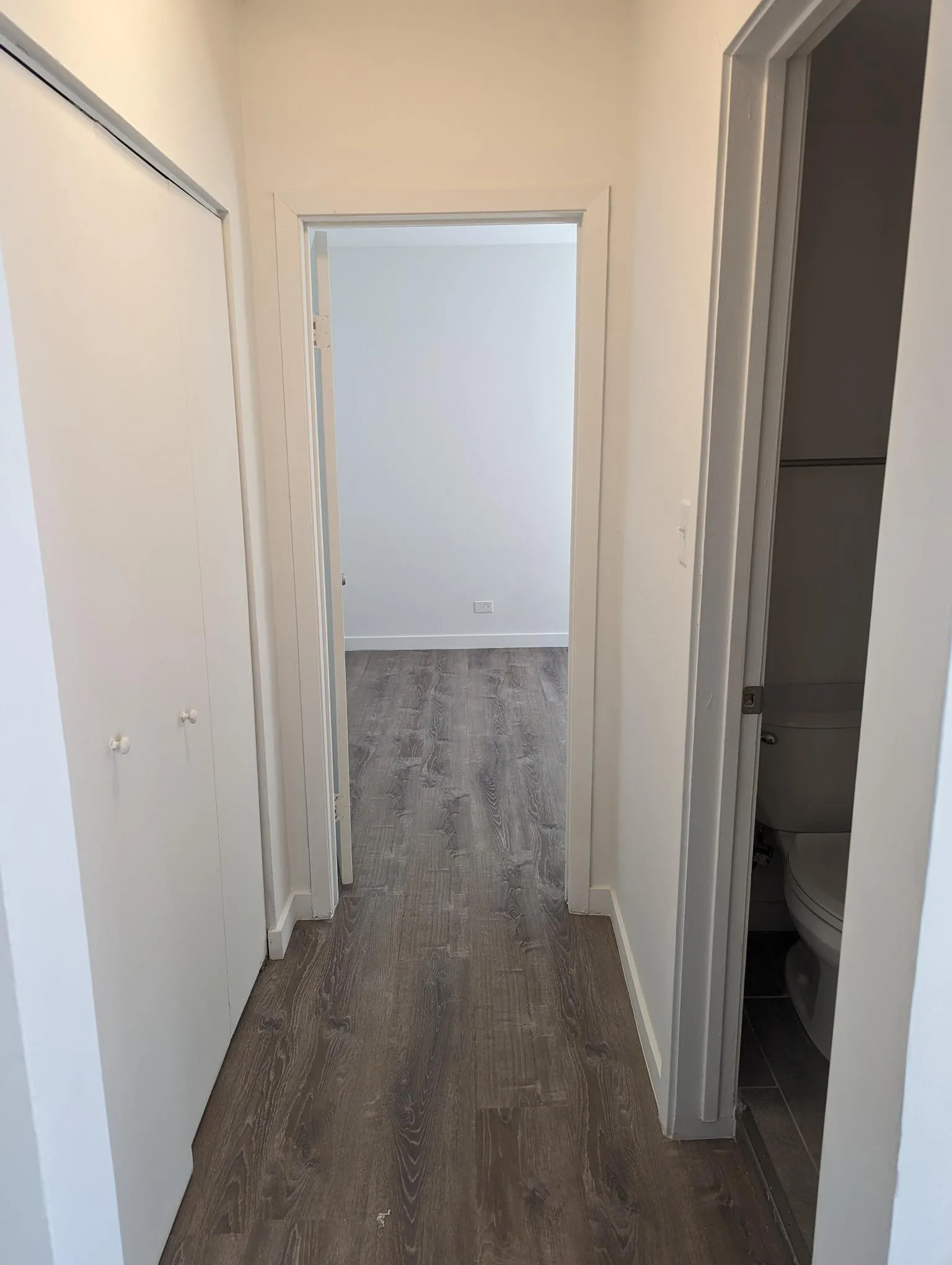 5726 N Winthrop Ave   60660 60660-unit#406-Chicago-IL