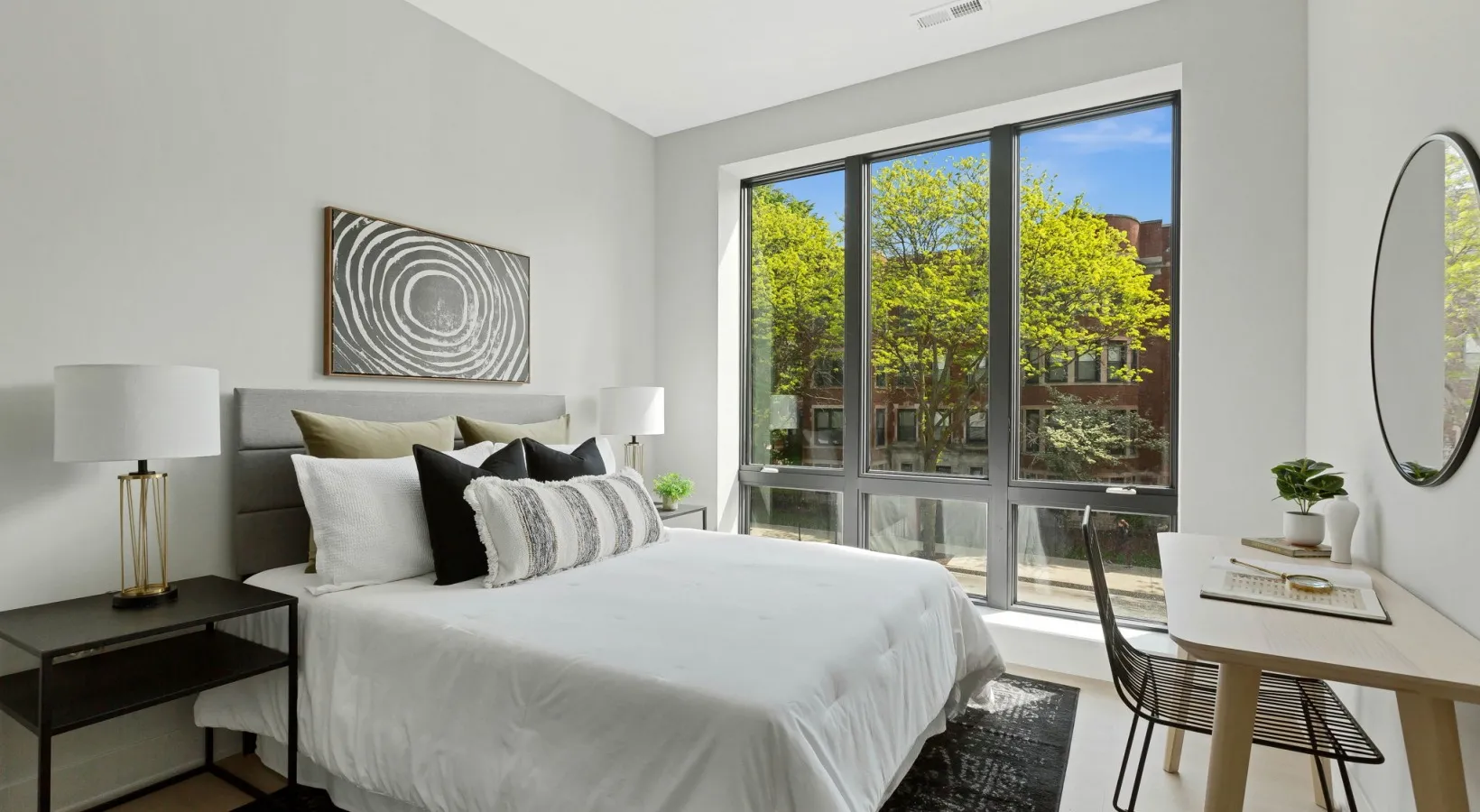 4102 N Sheridan Rd   60613 60613-Adobe 4102-Chicago-IL