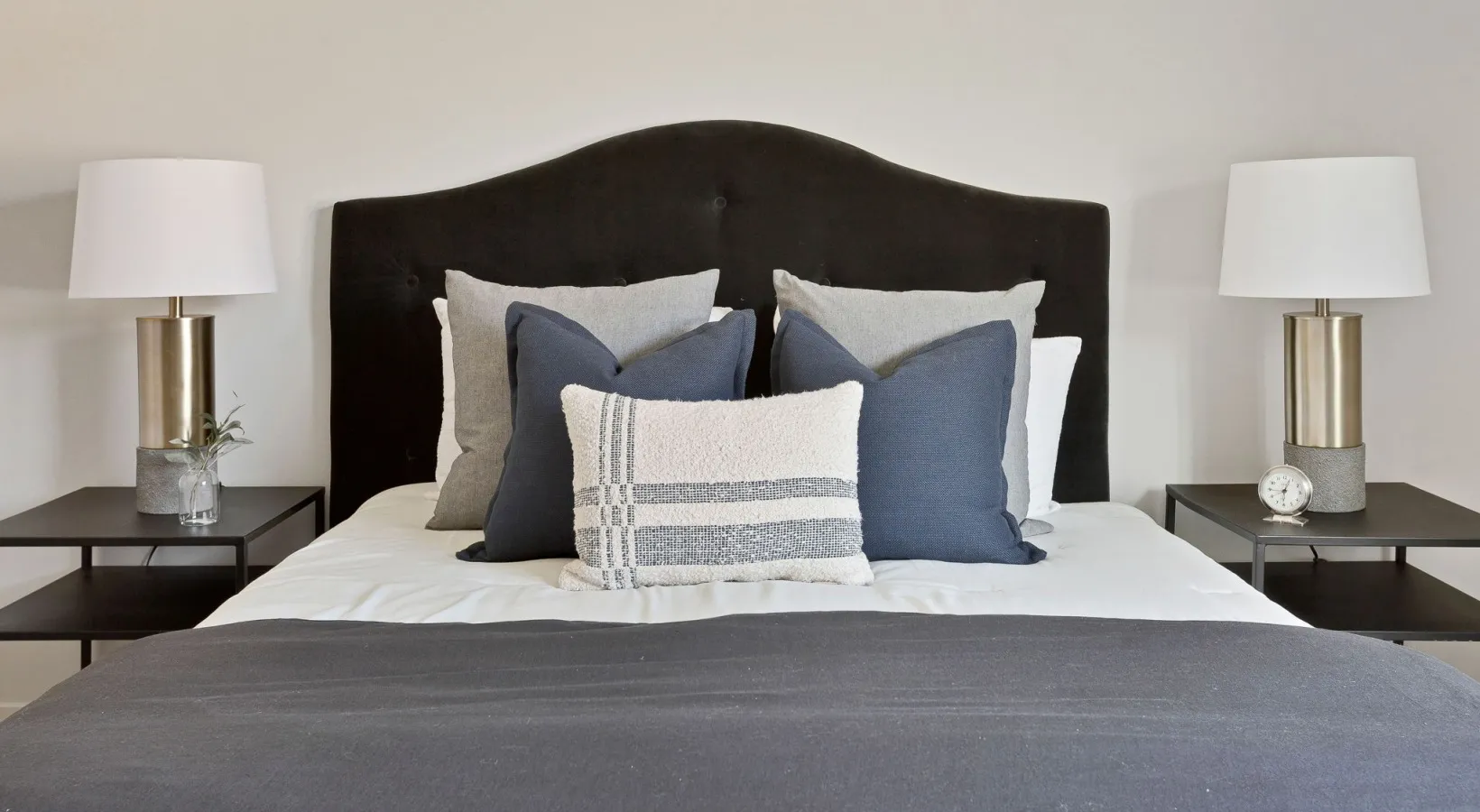 4102 N Sheridan Rd   60613 60613-Adobe 4102-Chicago-IL