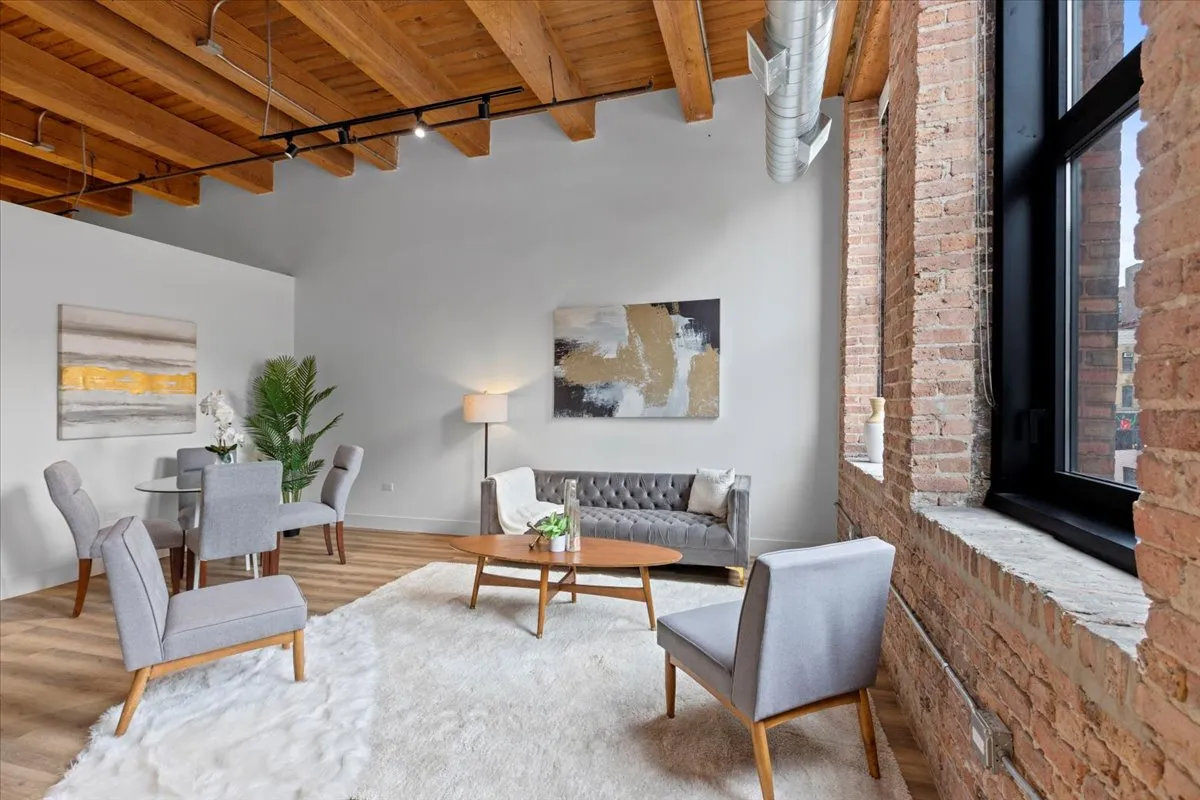 153 W Ohio St   60654 60654-Paper Box Lofts-Chicago-IL