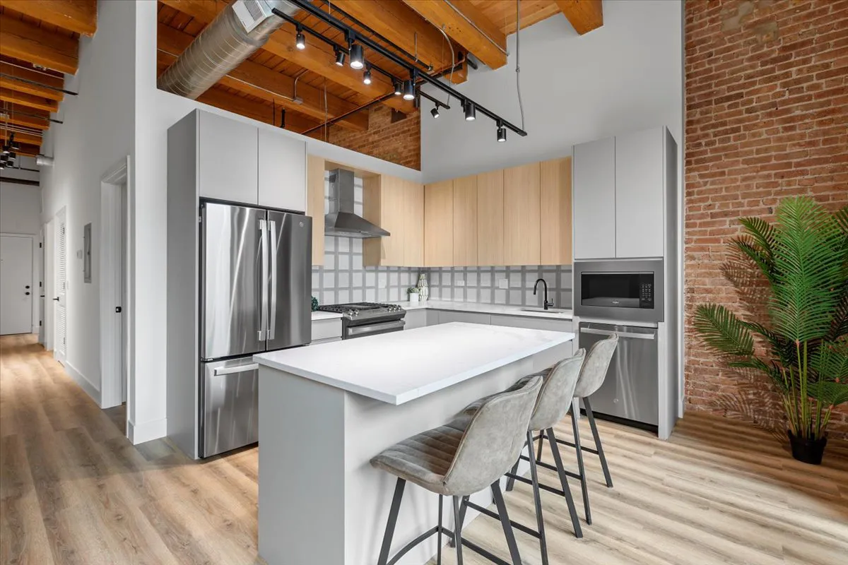 153 W Ohio St   60654 60654-Paper Box Lofts-Chicago-IL