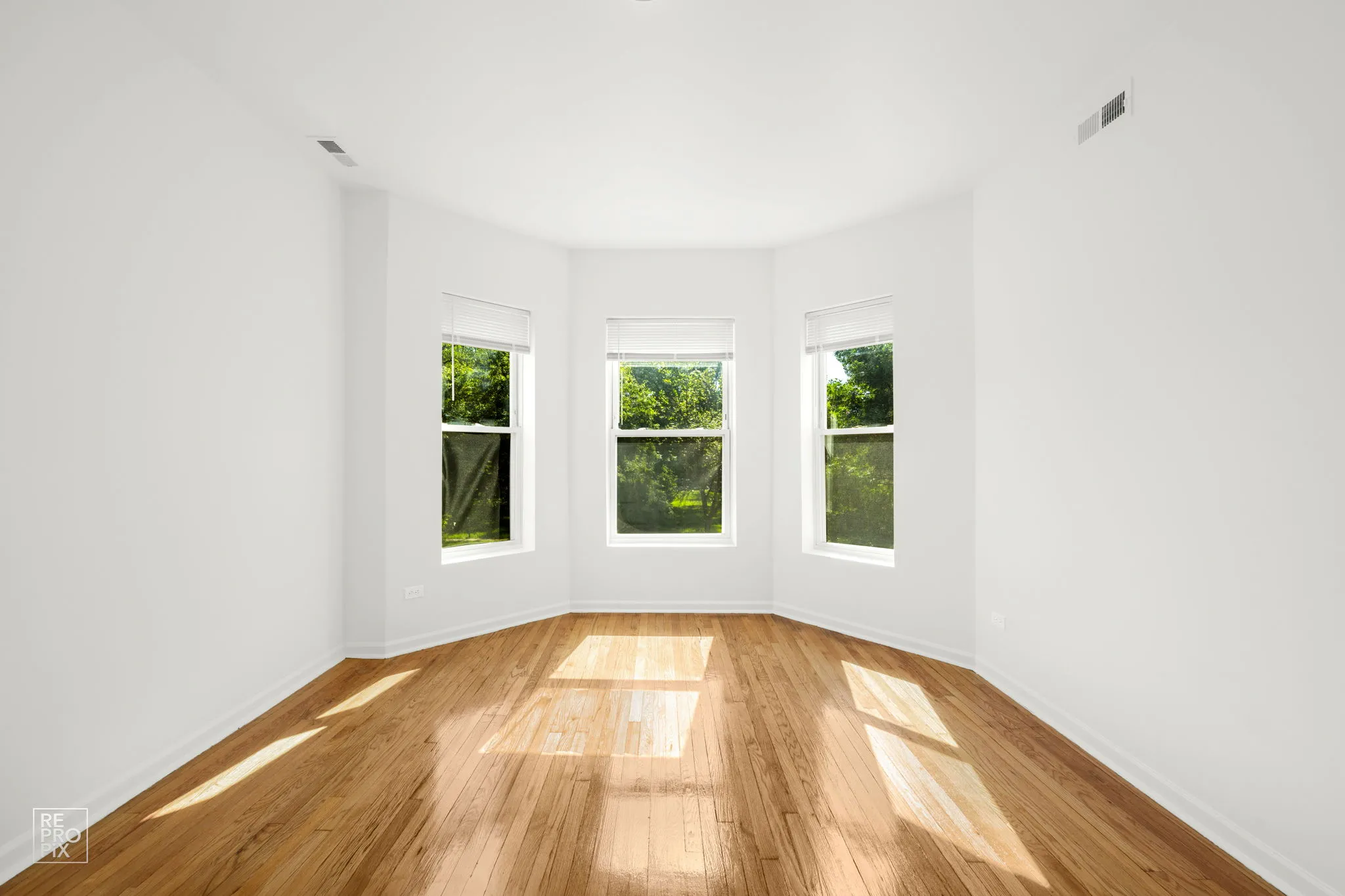 5718 S Wabash Ave 60637 60637-5718 S Wabash Ave-Chicago-IL