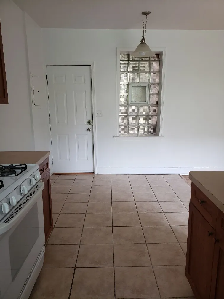 1435 W PRATT BLVD 60626-unit#2-Chicago-IL