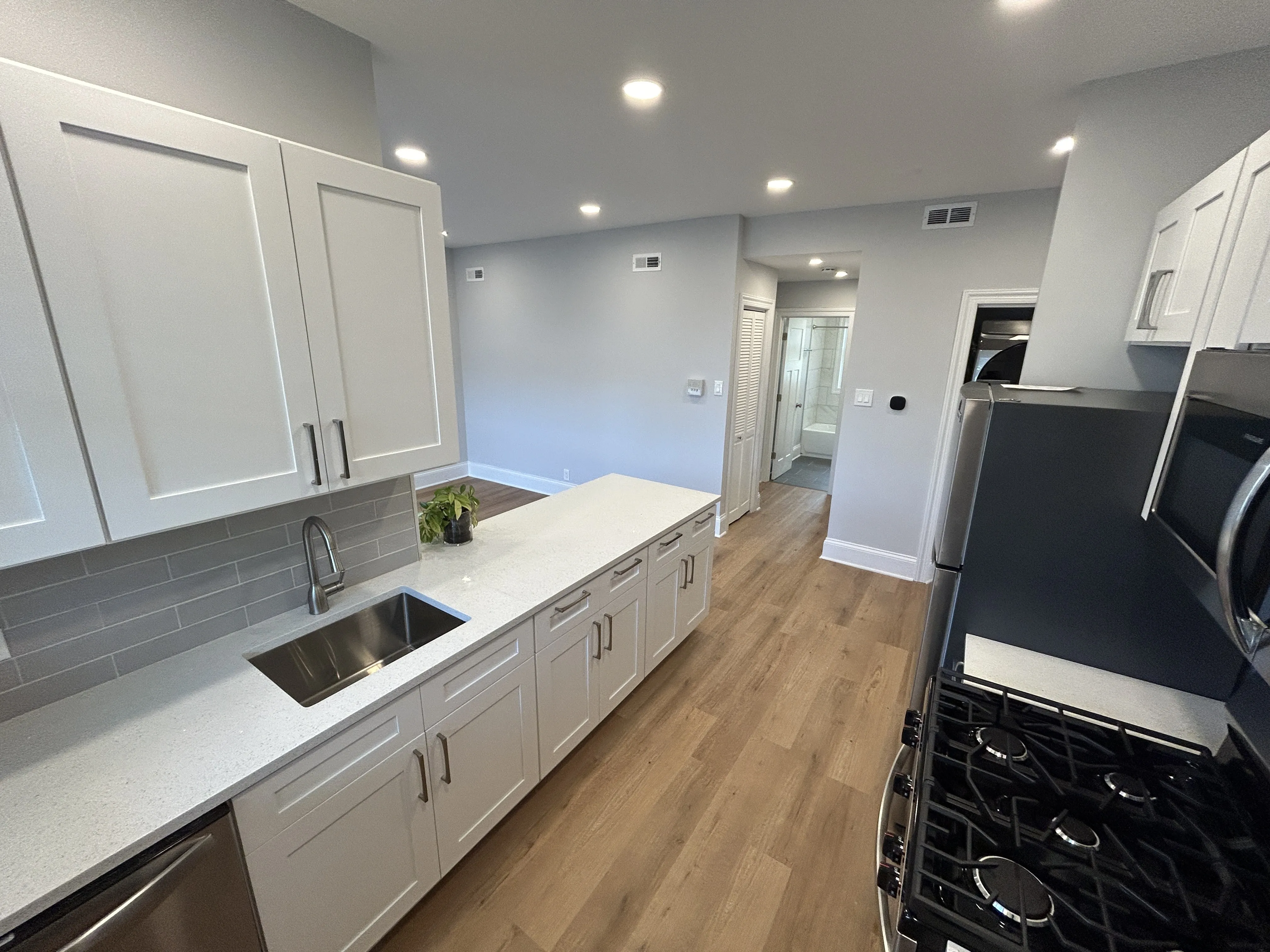 1303 W ROSCOE ST 60657-1301 -11 W. Roscoe-unit#02-Chicago-IL