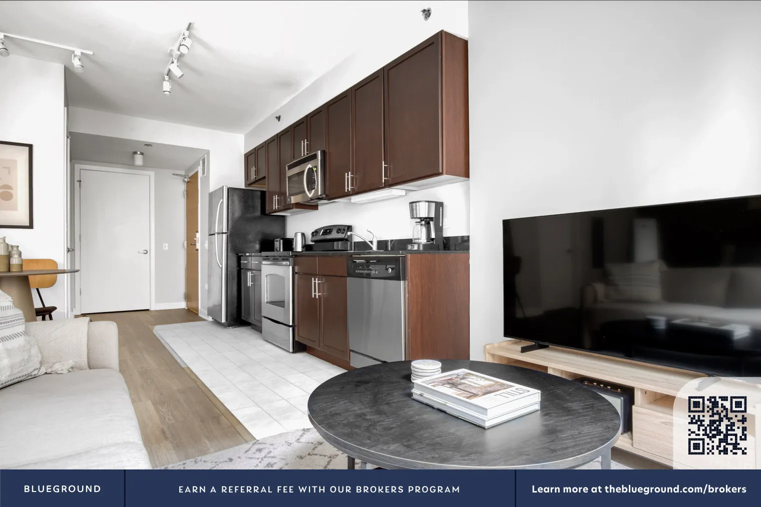 210 N Wells St 60606 60606-Lake & Wells Apartments-unit#ID648-Chicago-IL