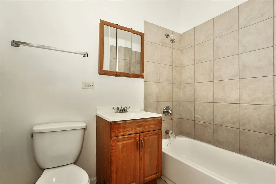 5718 S Wabash Ave 60637 60637-5718 S Wabash Ave-Chicago-IL