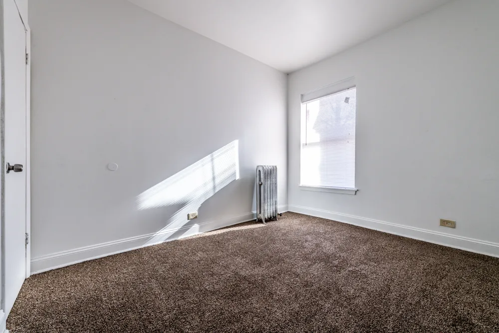 5854 S Michigan Ave 60637 60637-5854 S Michigan Ave-Chicago-IL