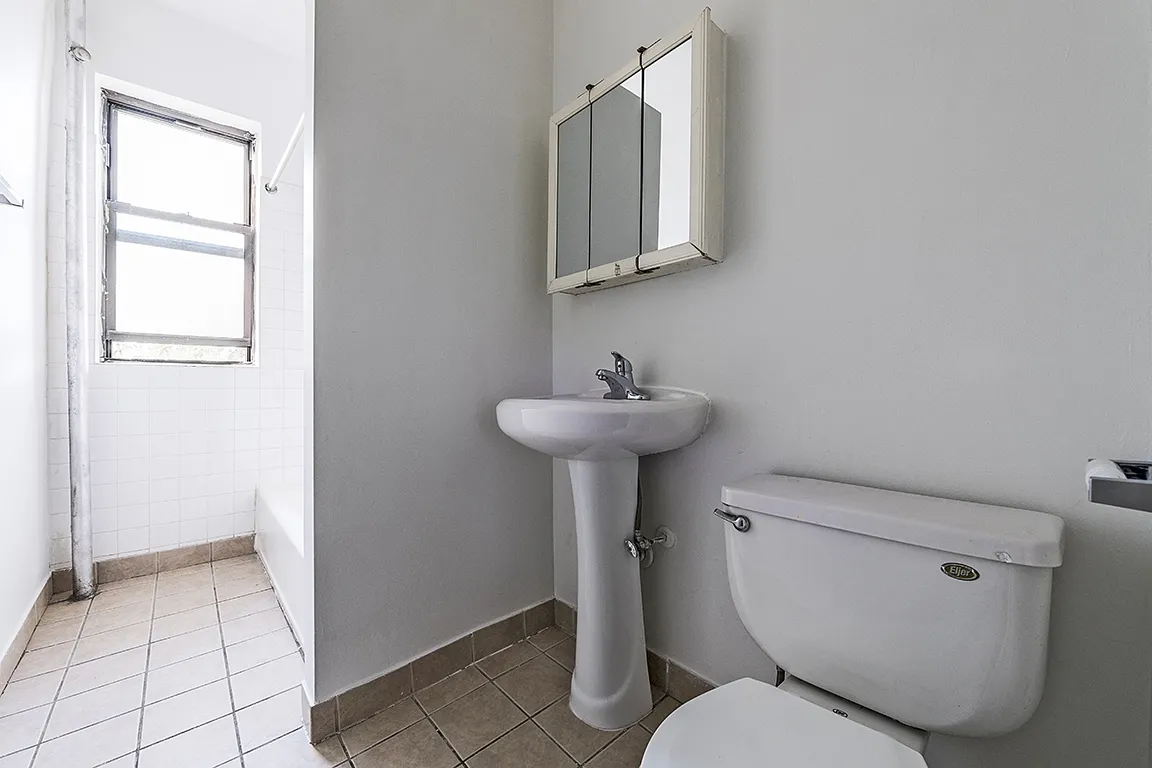 6000 S Prairie Ave 60637 60637-6000 S Prairie Ave-Chicago-IL