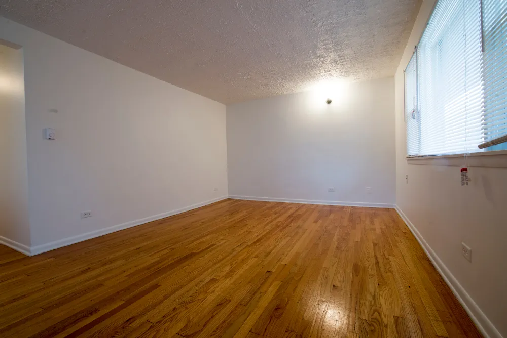 6022 S Indiana Ave   60637 60637-6022 S Indiana Ave-Chicago-IL