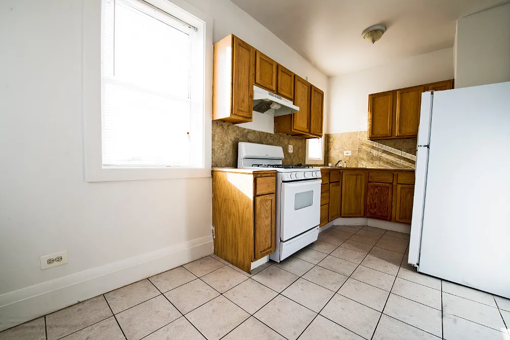 6033 S Vernon Ave   60637 60637-6033 S Vernon Ave-Chicago-IL
