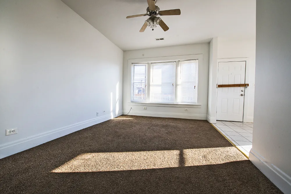 6033 S Vernon Ave   60637 60637-6033 S Vernon Ave-Chicago-IL