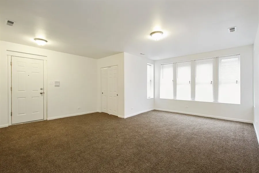 6226 S Martin Luther King Dr 60637 60637-6226 S Martin Luther King Dr-Chicago-IL