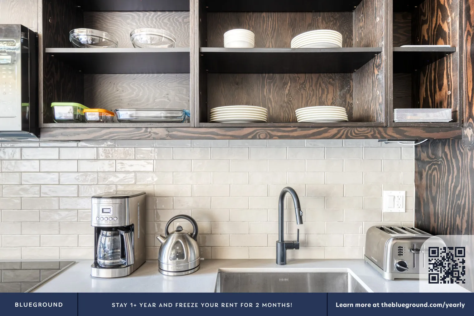 2061 N Southport Ave   60614 60614- Southport Lofts-unit#ID569-Chicago-IL