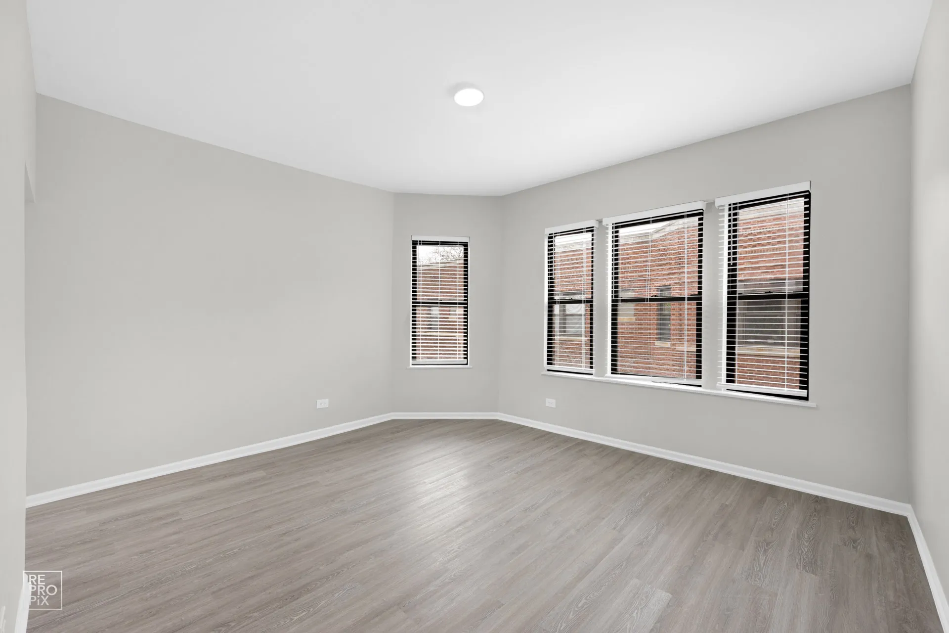 5019 S St Lawrence Ave 60615 60615-5019 S St Lawrence-Chicago-IL