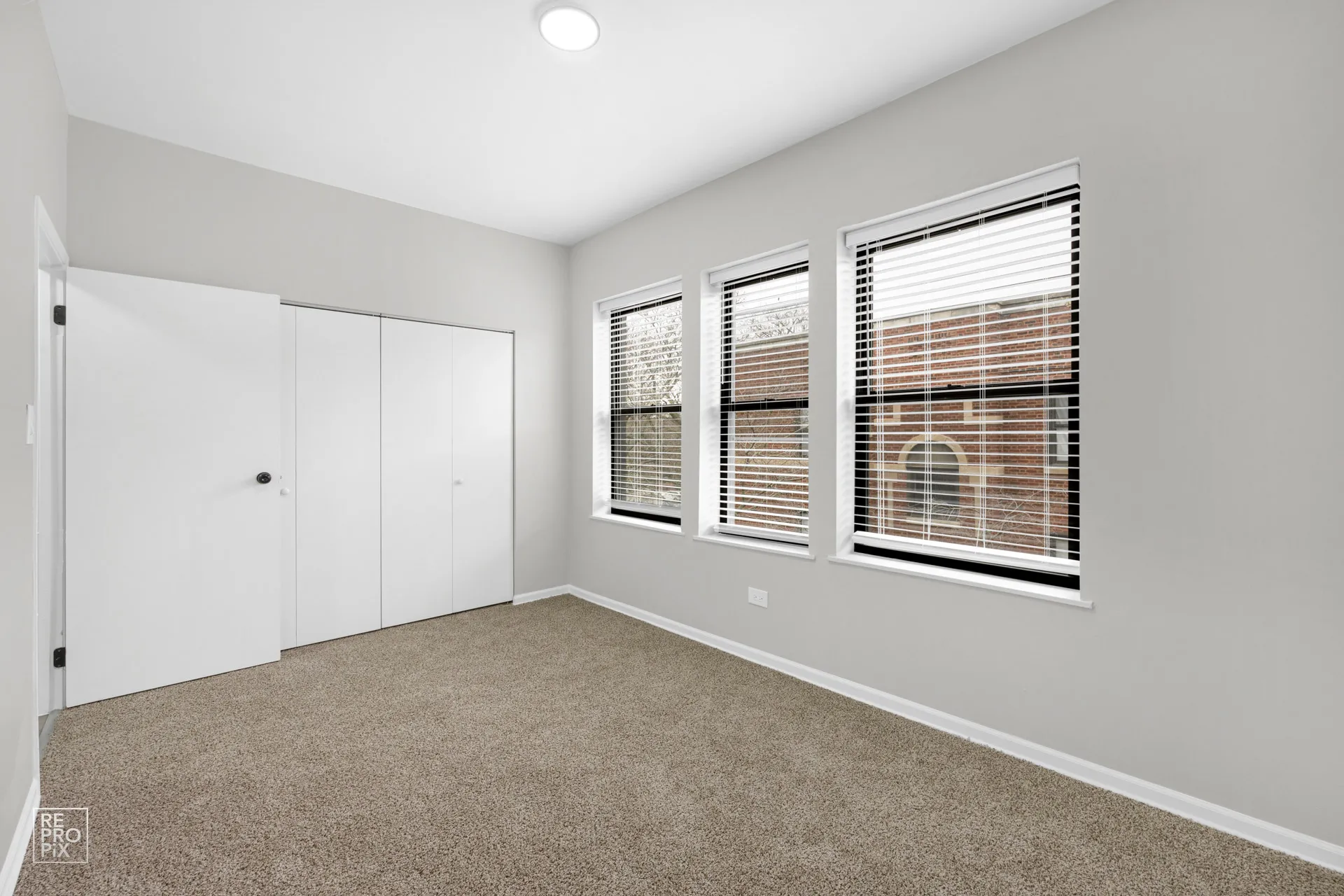 5019 S St Lawrence Ave 60615 60615-5019 S St Lawrence-Chicago-IL