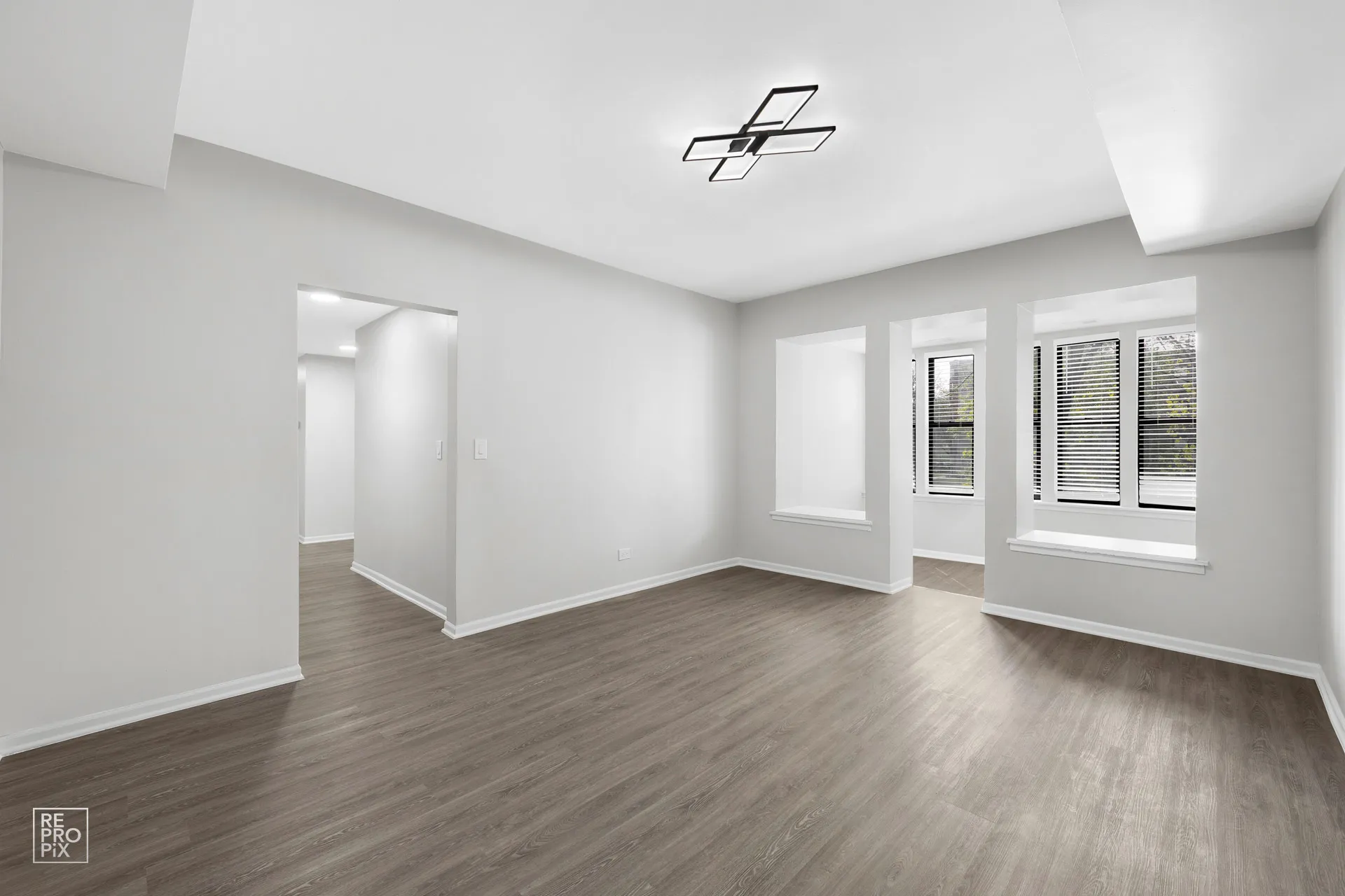 5047 S St Lawrence Ave   60615 60615-5047 S St Lawrence Ave-Chicago-IL