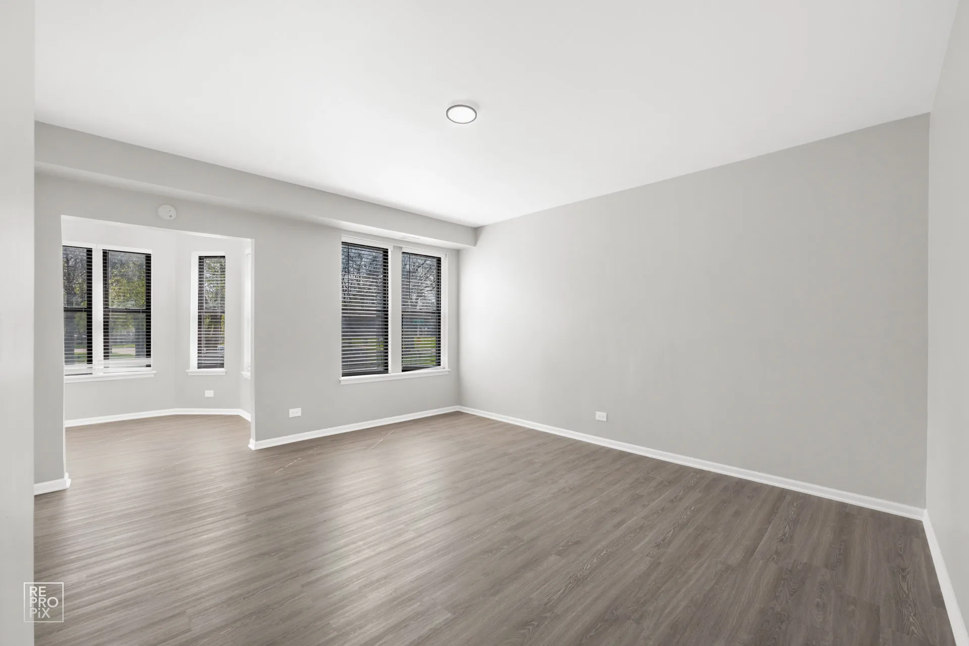 5047 S St Lawrence Ave   60615 60615-5047 S St Lawrence Ave-Chicago-IL