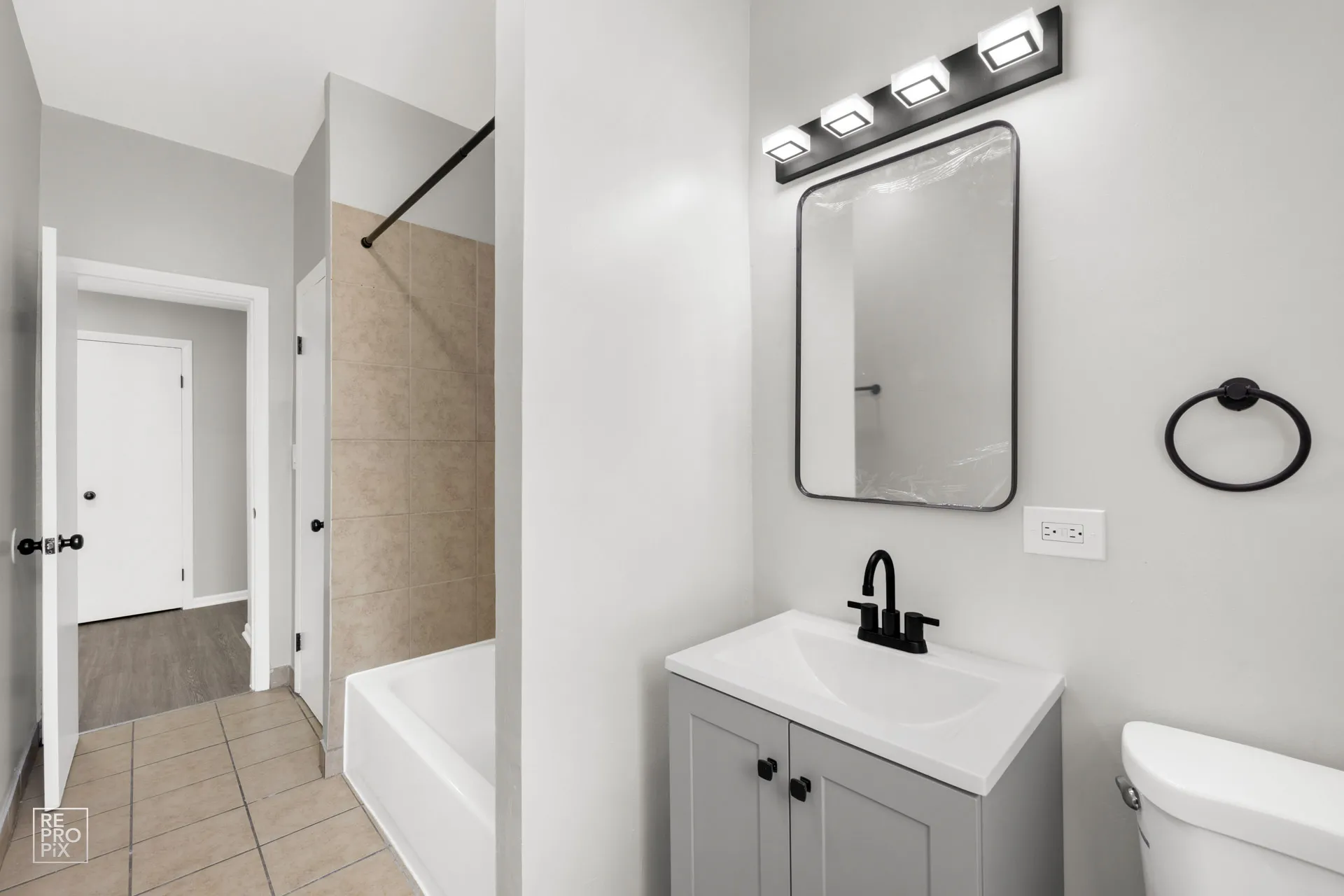 5047 S St Lawrence Ave   60615 60615-5047 S St Lawrence Ave-Chicago-IL