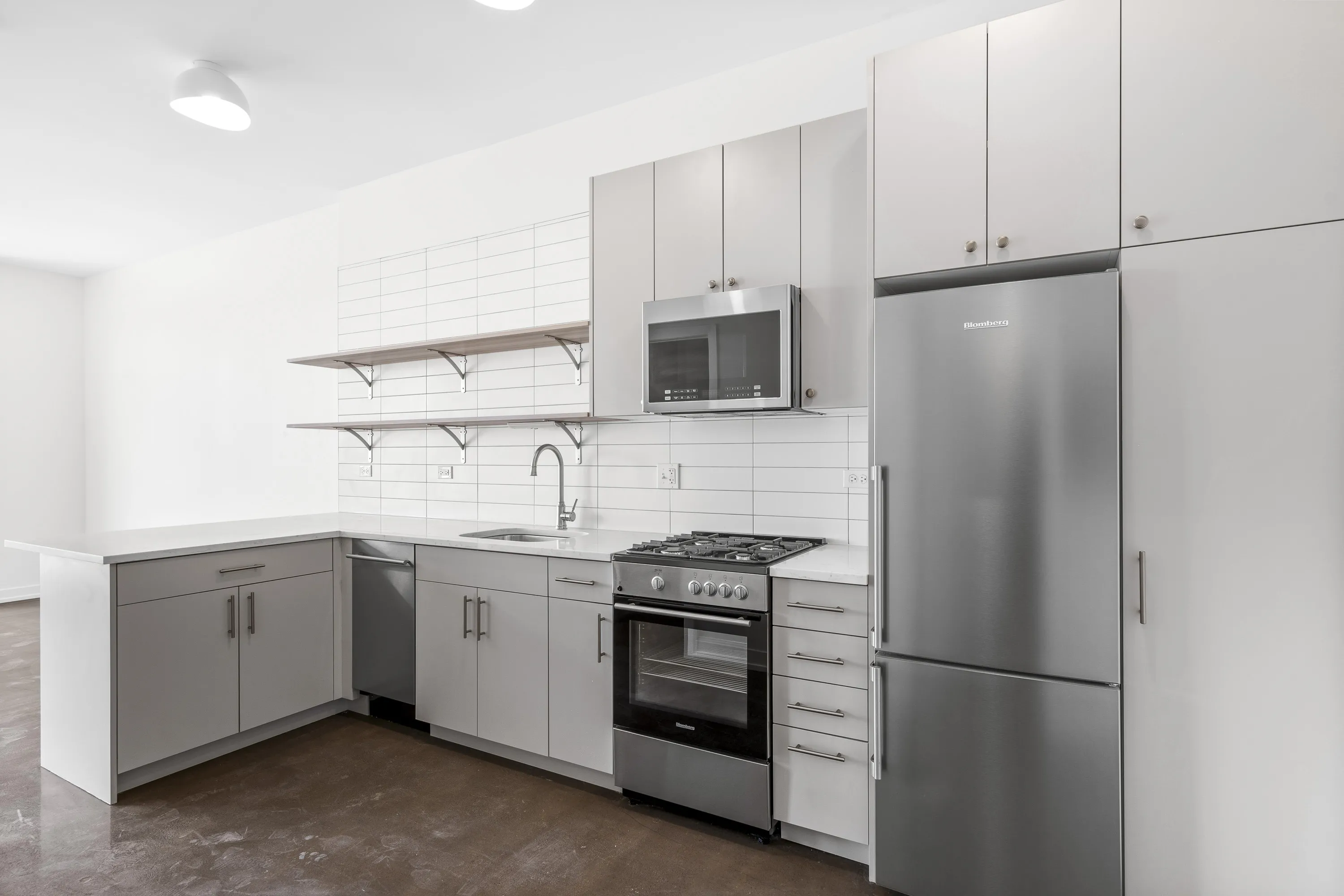 1135 W Winona St   60640 60640-The Sally-Chicago-IL