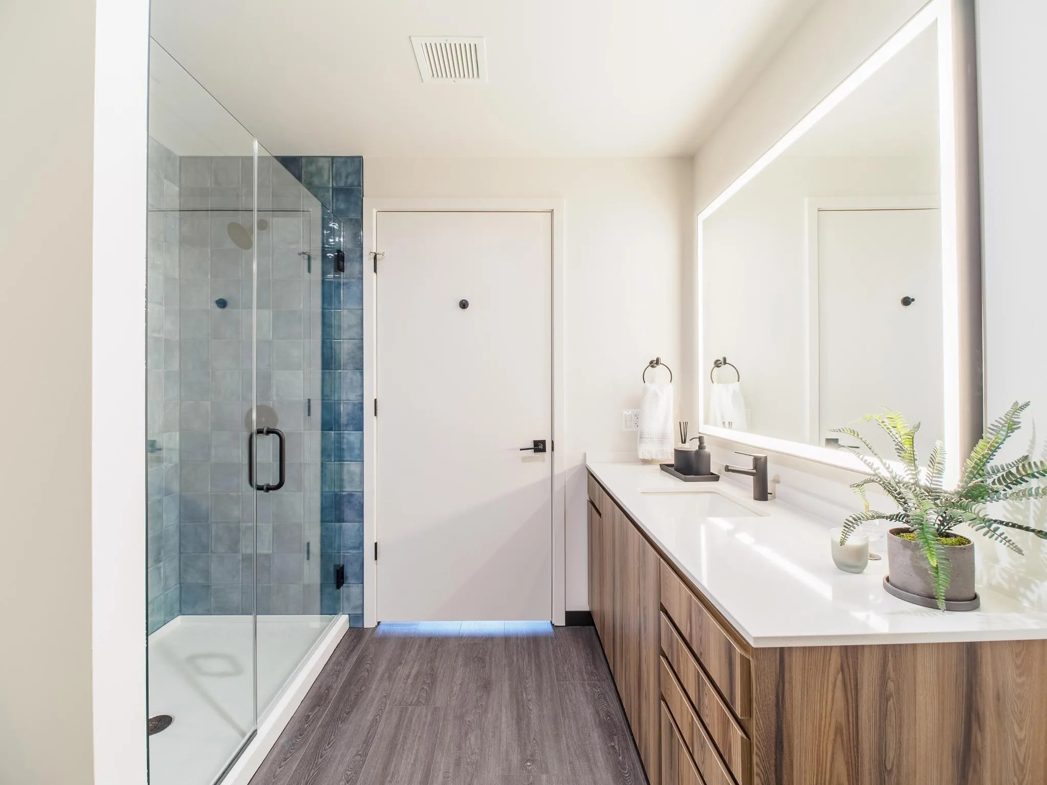 150 N Ashland Ave   60607 60607-The Thompson at Fulton Market-Chicago-IL