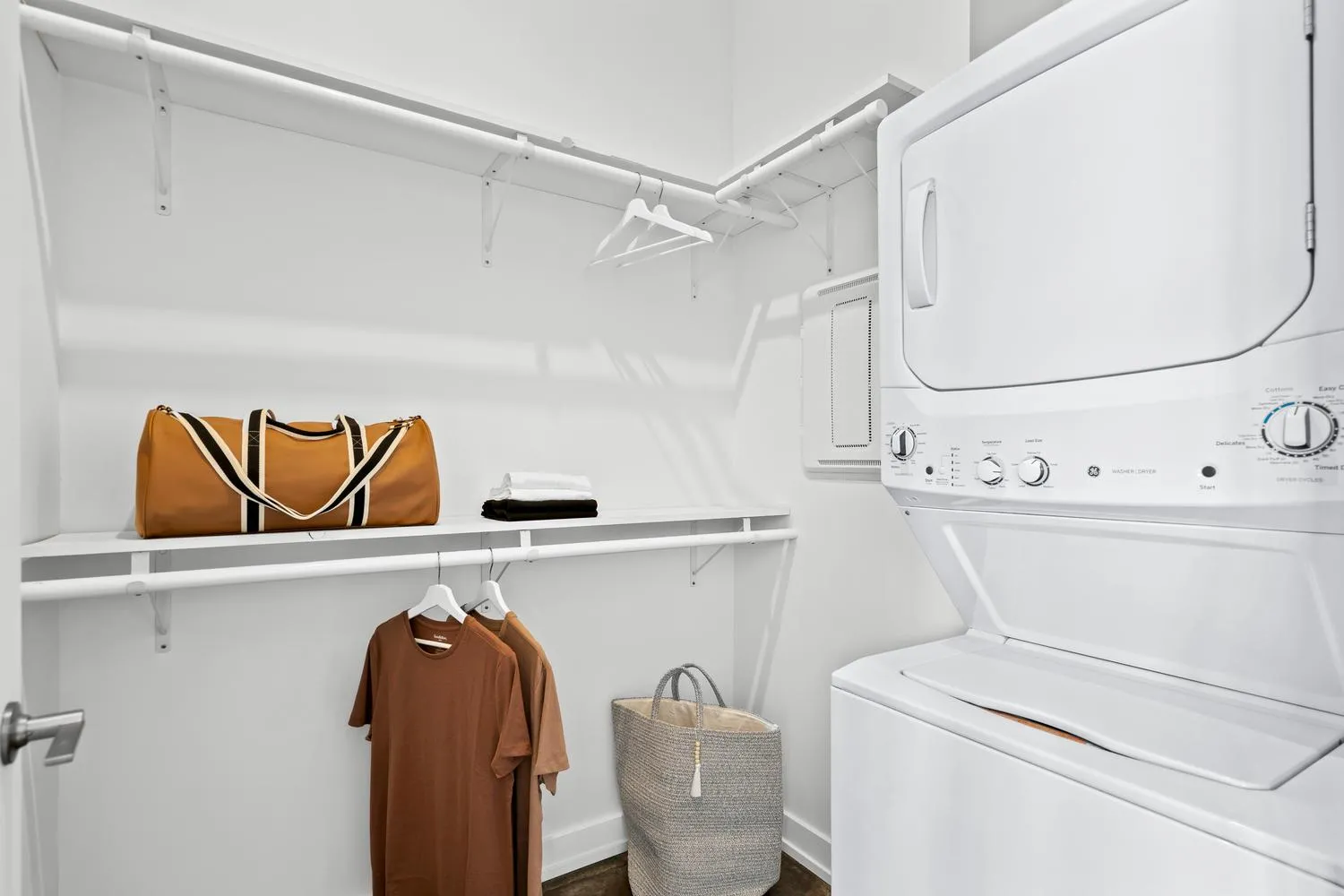 1135 W Winona St   60640 60640-The Sally-Chicago-IL