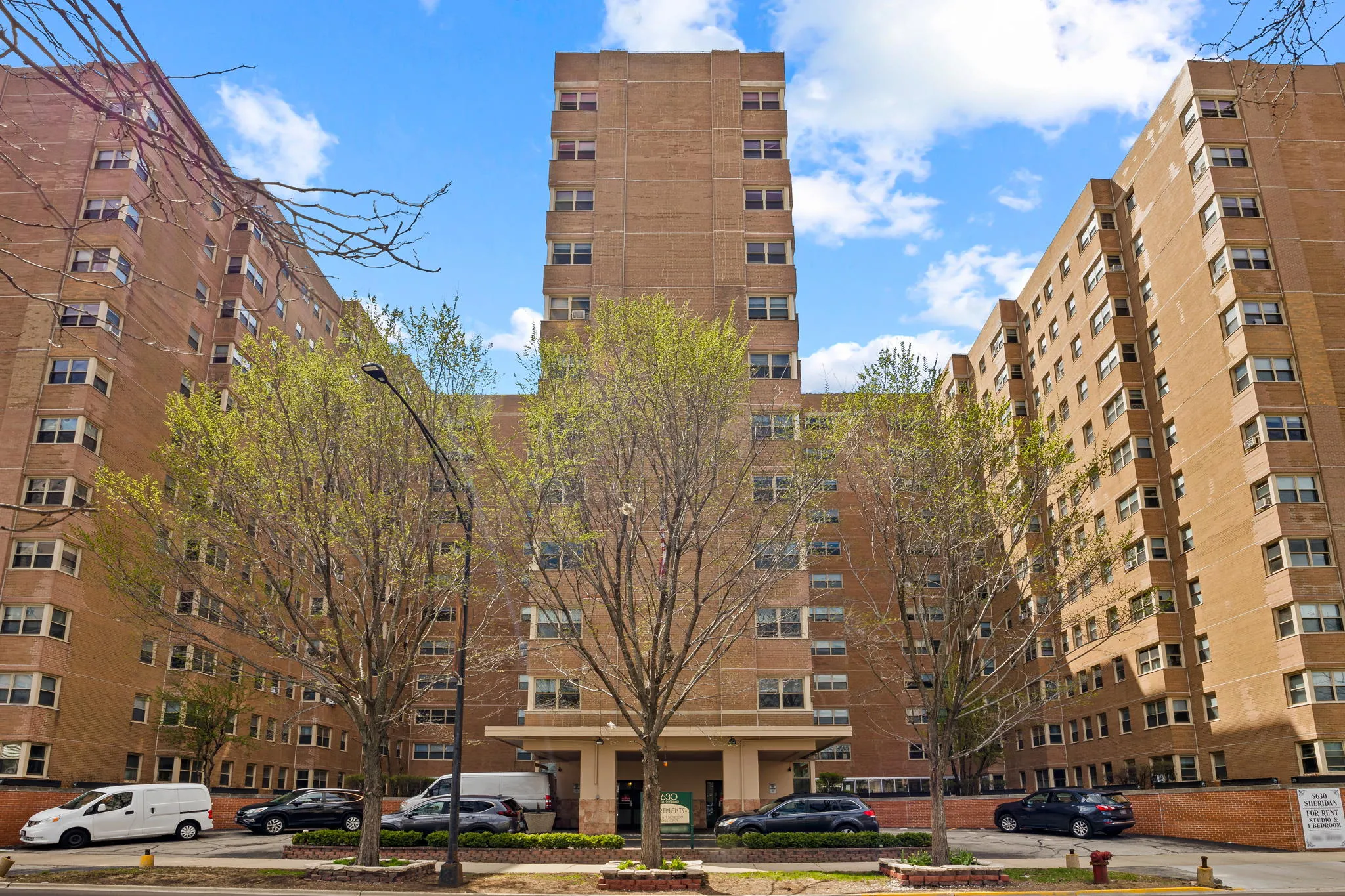 5630 N SHERIDAN RD 60660-Sheridan North Apartments-unit#A427-Chicago-IL