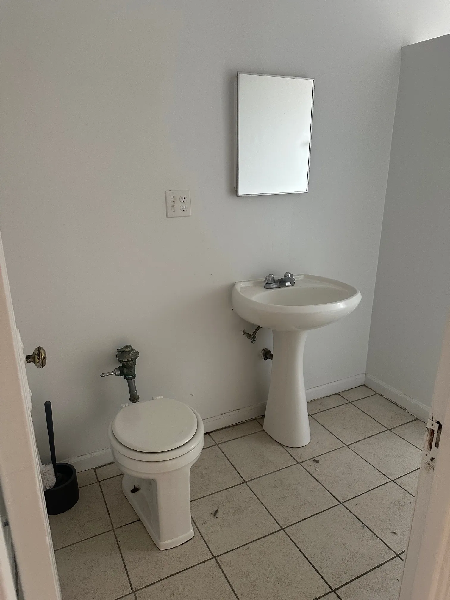 1326 W Estes Ave   60626 60626-unit#3W-Chicago-IL