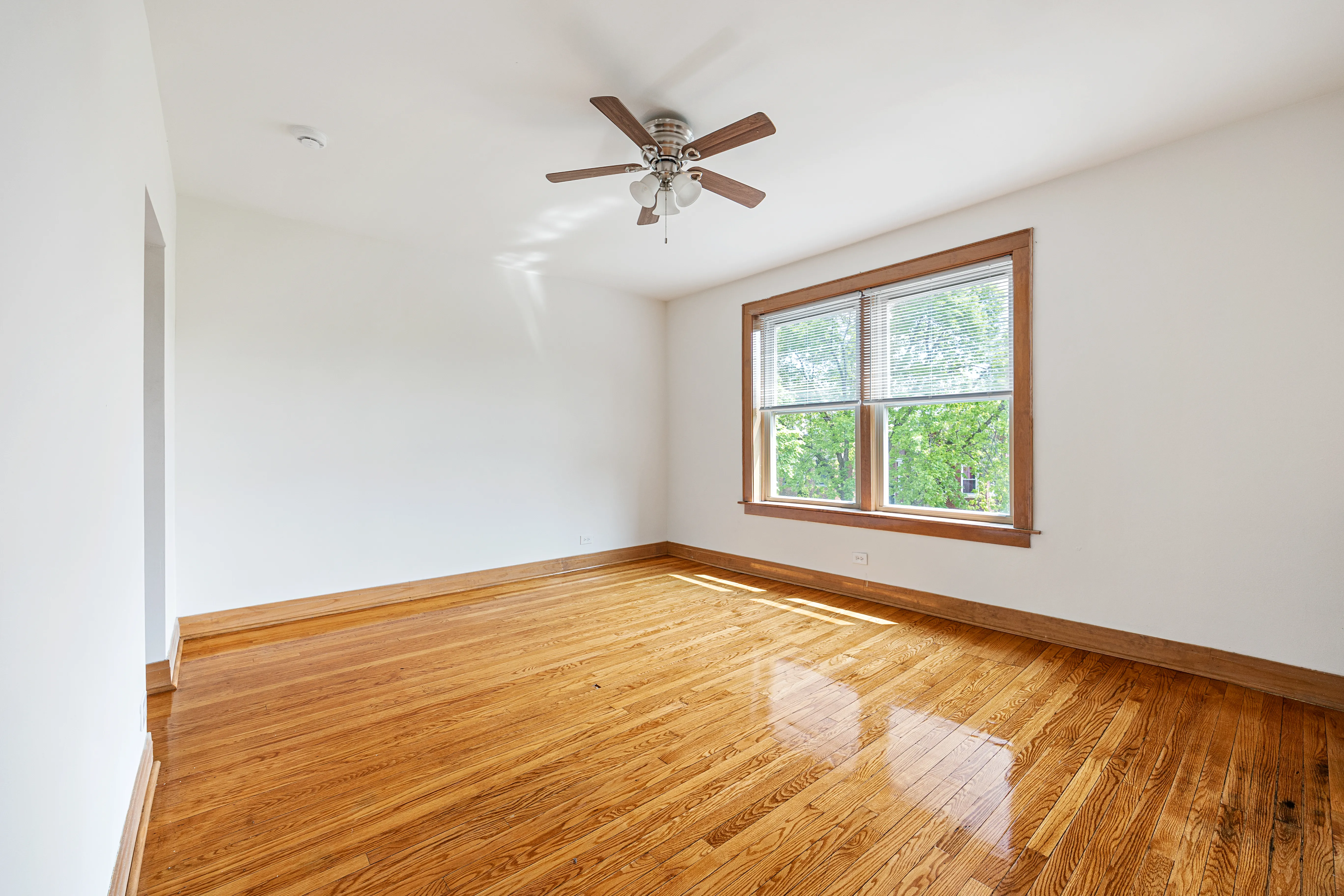 1400 W DEVON AVE 60660-Devon Apartments-unit#S-Chicago-IL