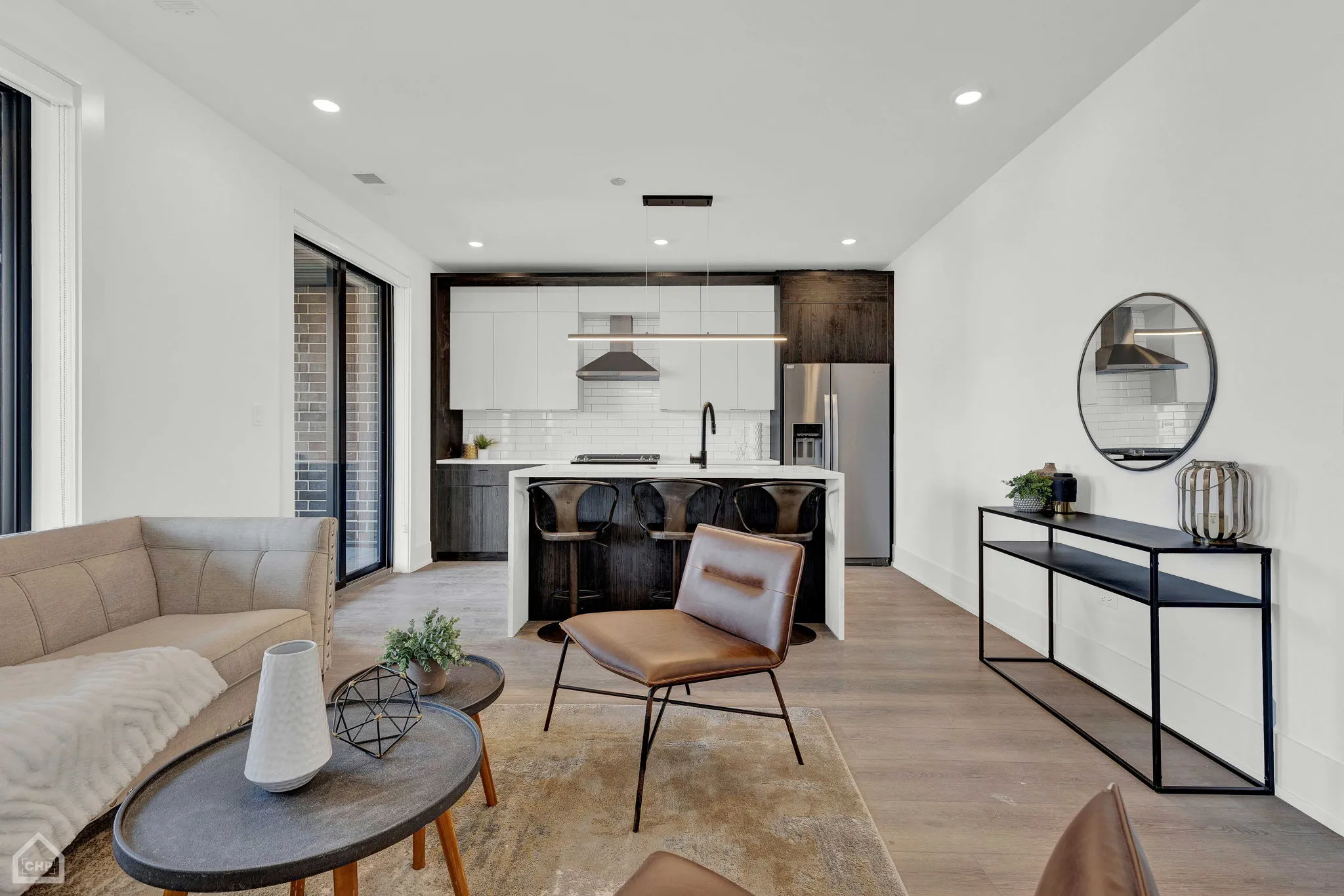 1603 W Belmont Ave 60657 60657-1603 W Belmont-Chicago-IL