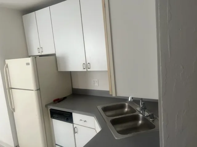 5042 N GLENWOOD AVE 60640-Glenwood Apartments-unit#GRDN-Chicago-IL